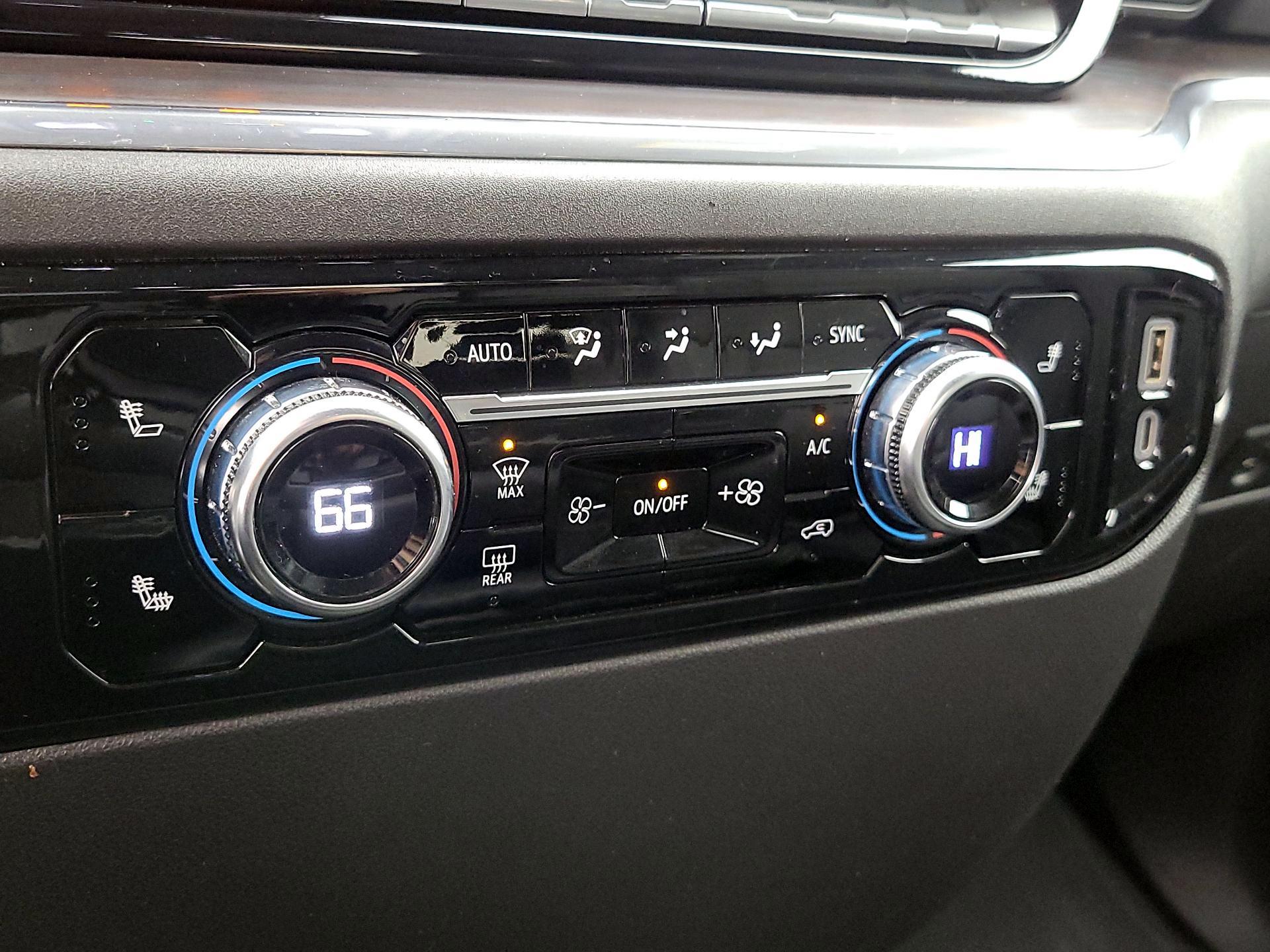 Thumbnail: 2024 GMC Sierra 1500 - 16