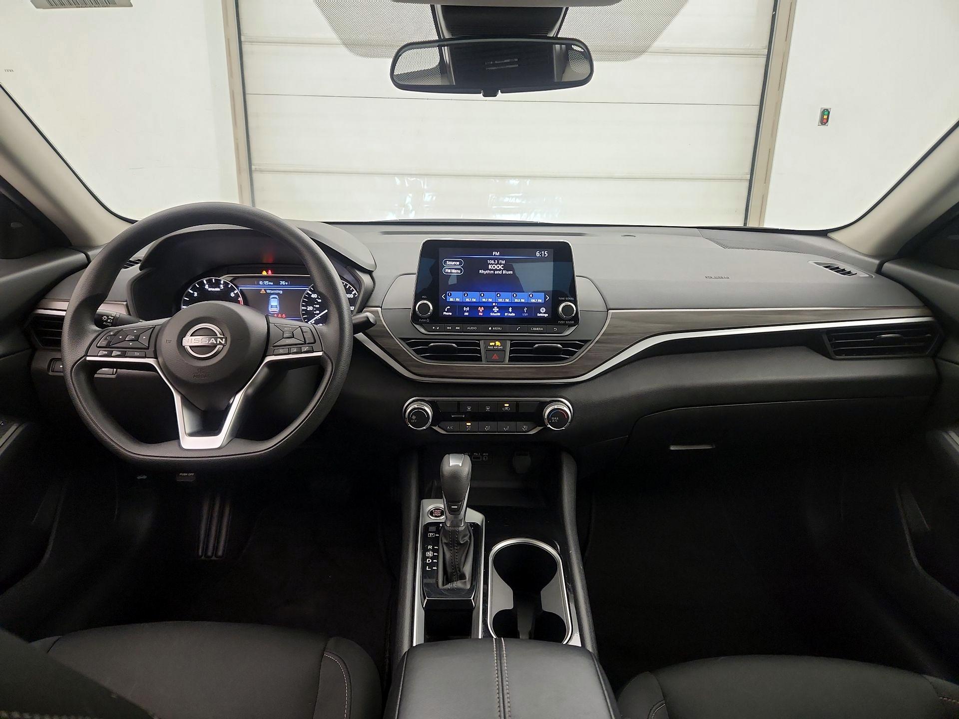 Thumbnail: 2024 Nissan Altima - 9