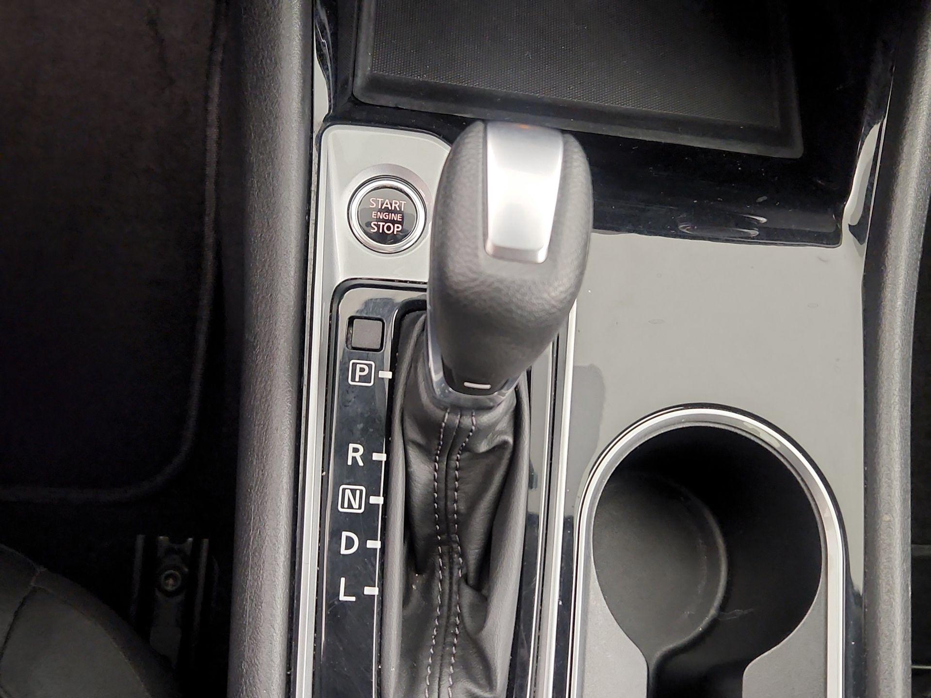 Thumbnail: 2024 Nissan Altima - 17