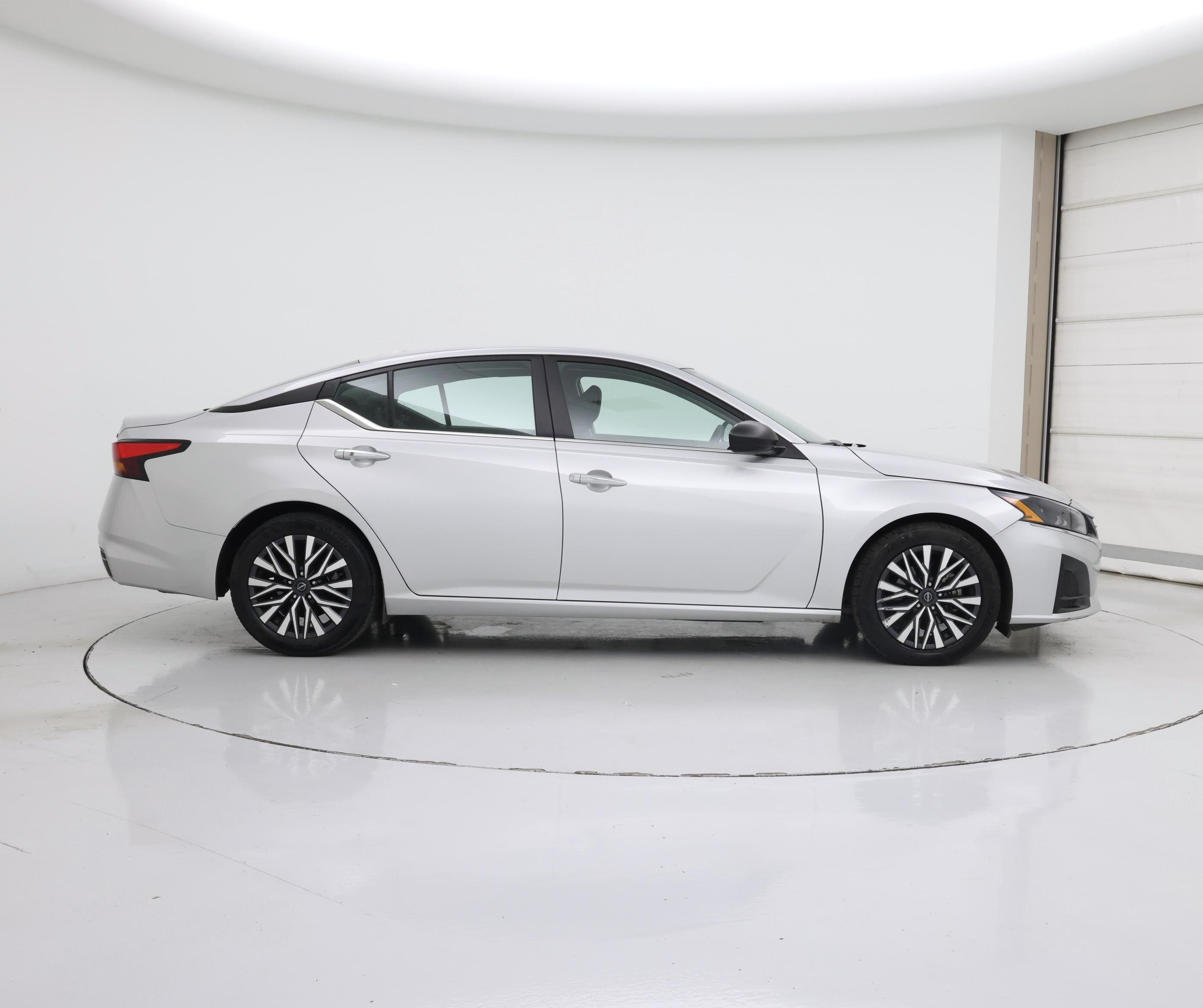 Thumbnail: 2024 Nissan Altima - 7