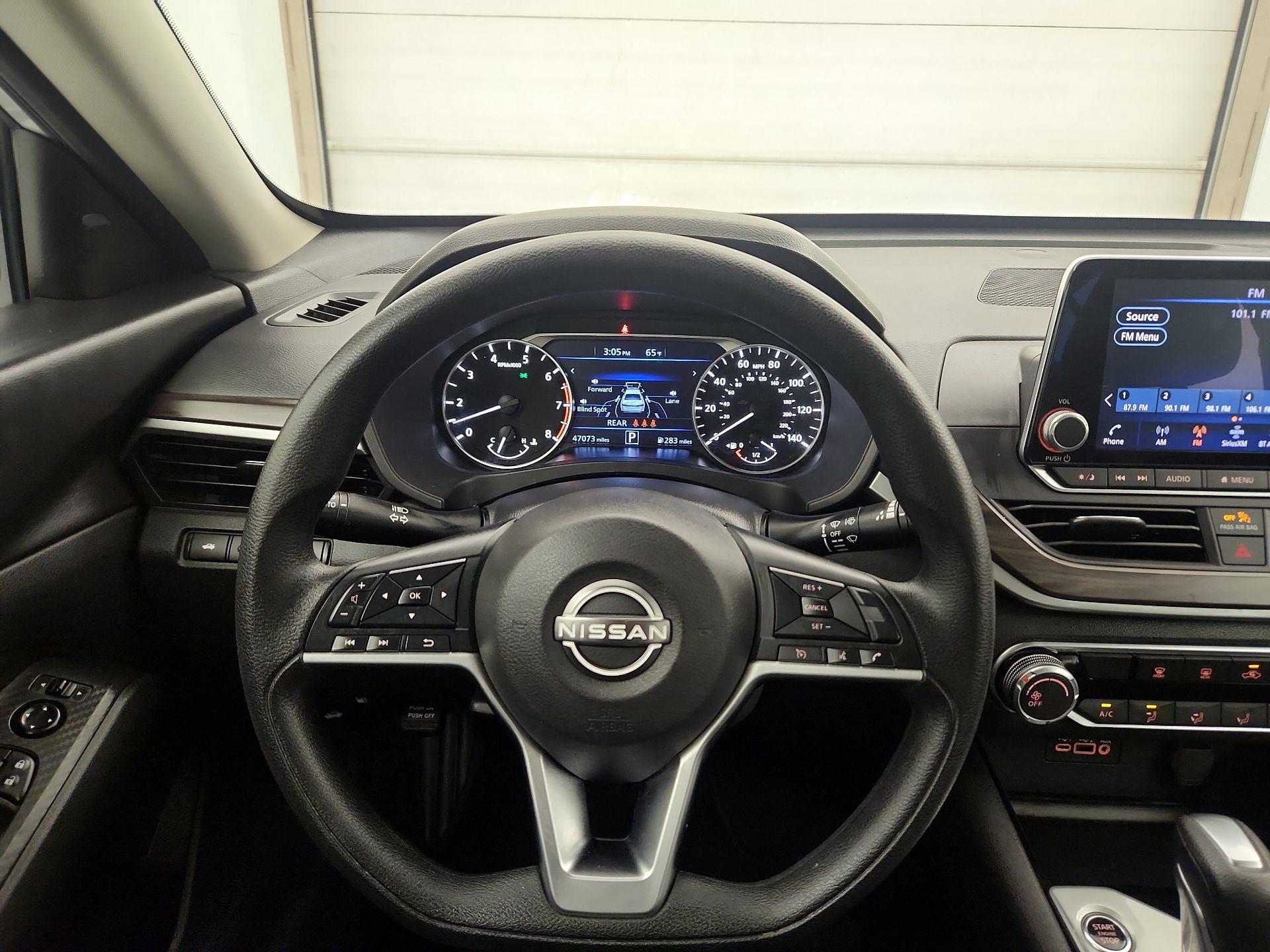 Thumbnail: 2024 Nissan Altima - 9