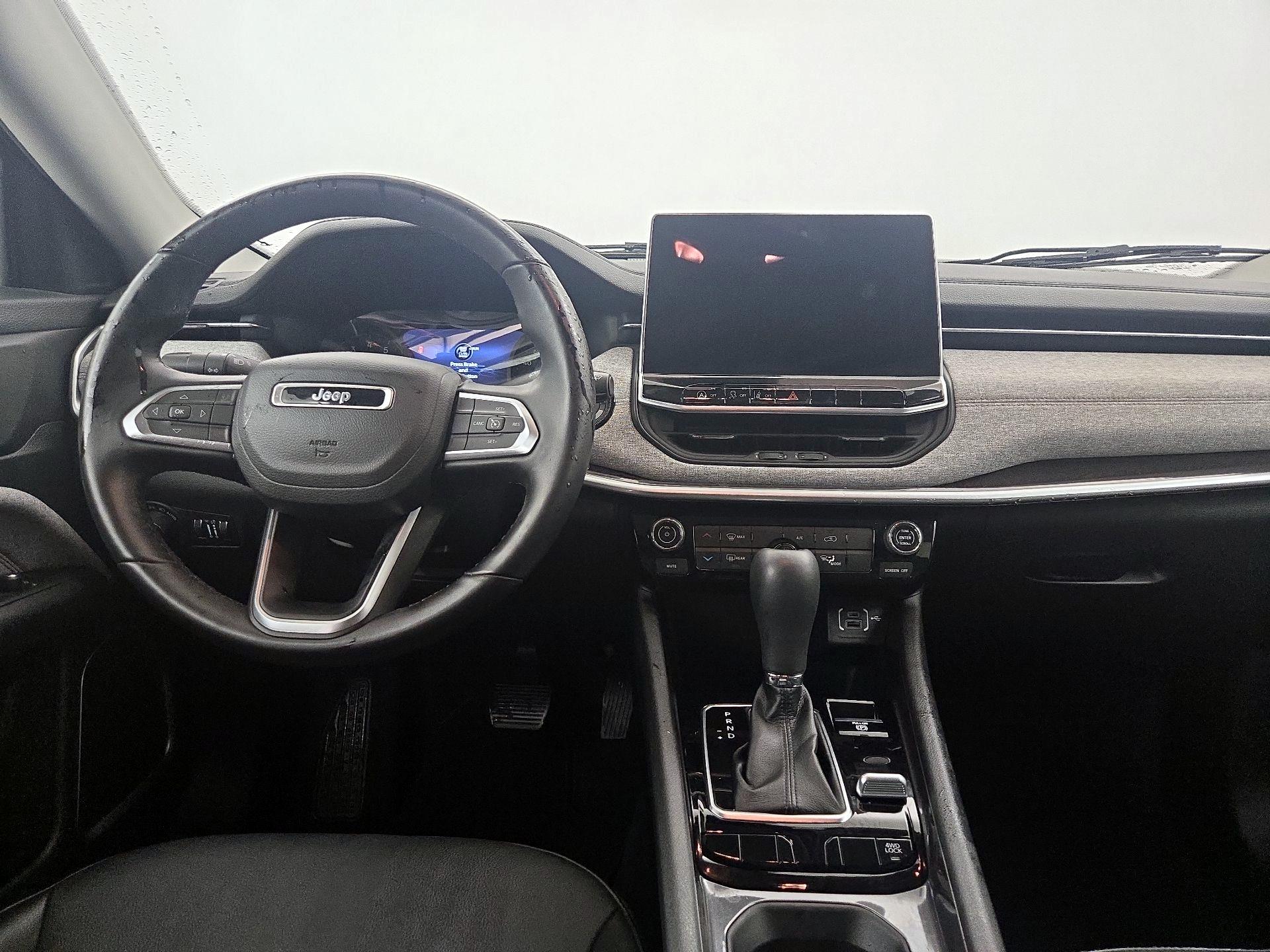 Thumbnail: 2022 Jeep Compass - 9