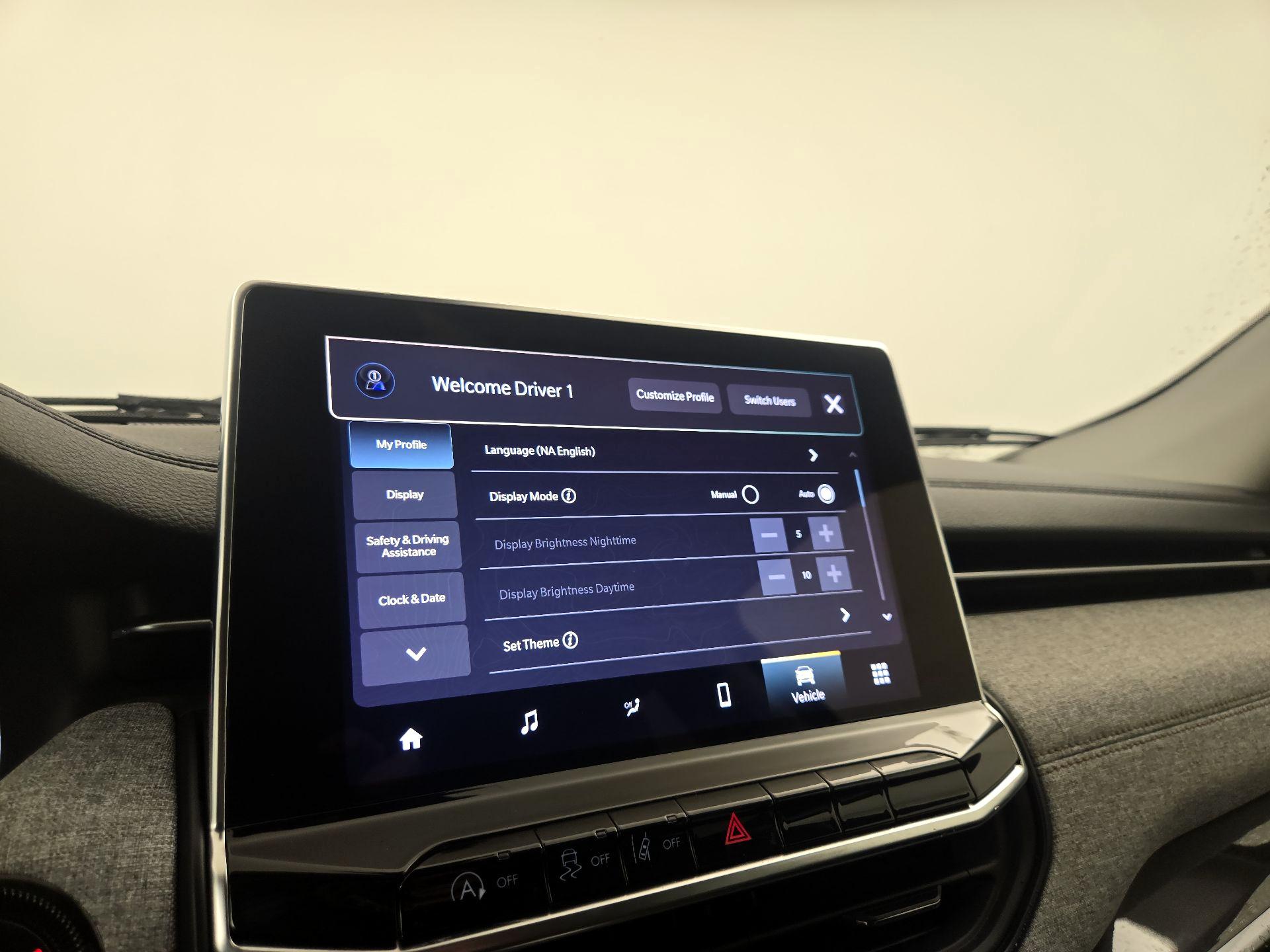 Thumbnail: 2022 Jeep Compass - 15