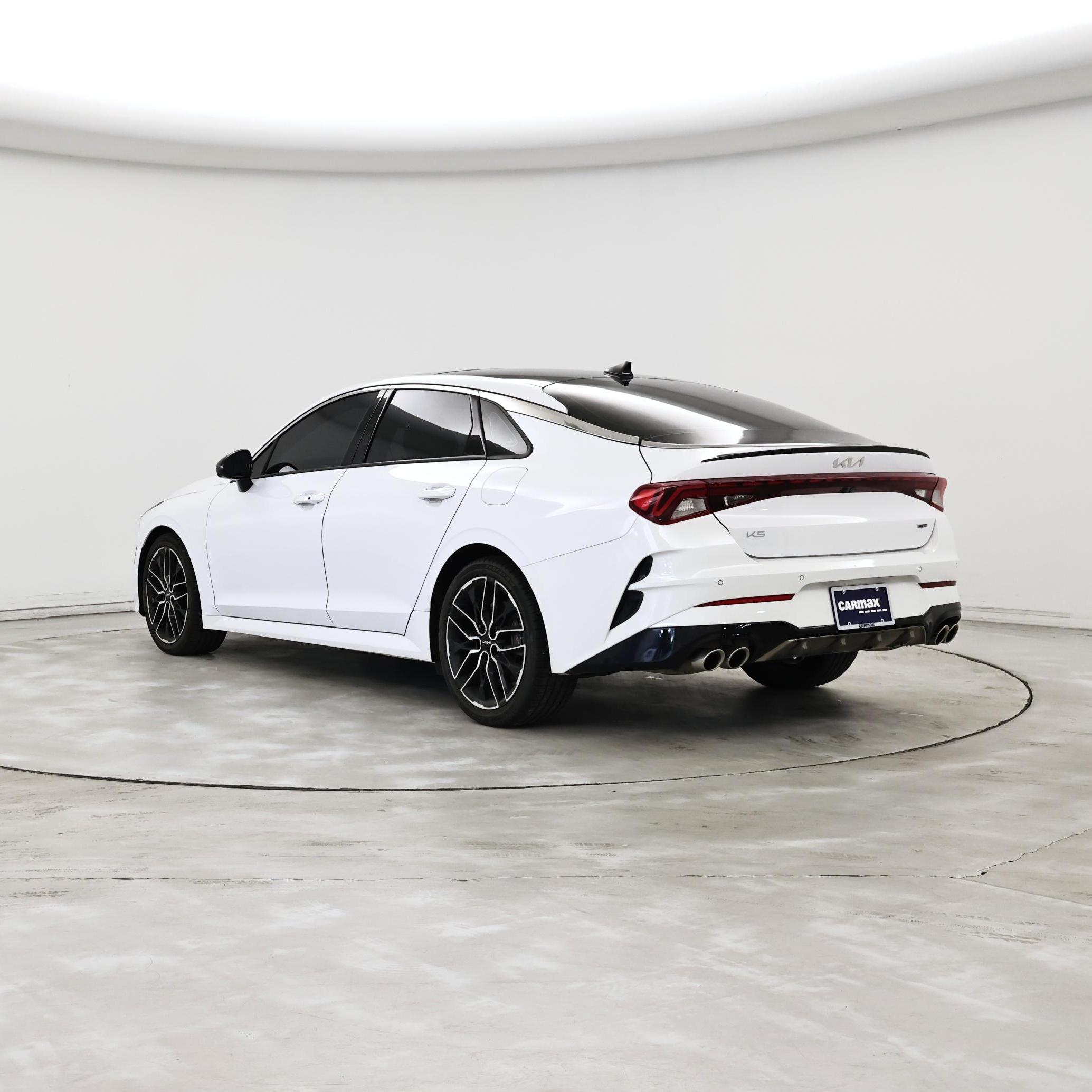 Thumbnail: 2023 Kia K5 - 2