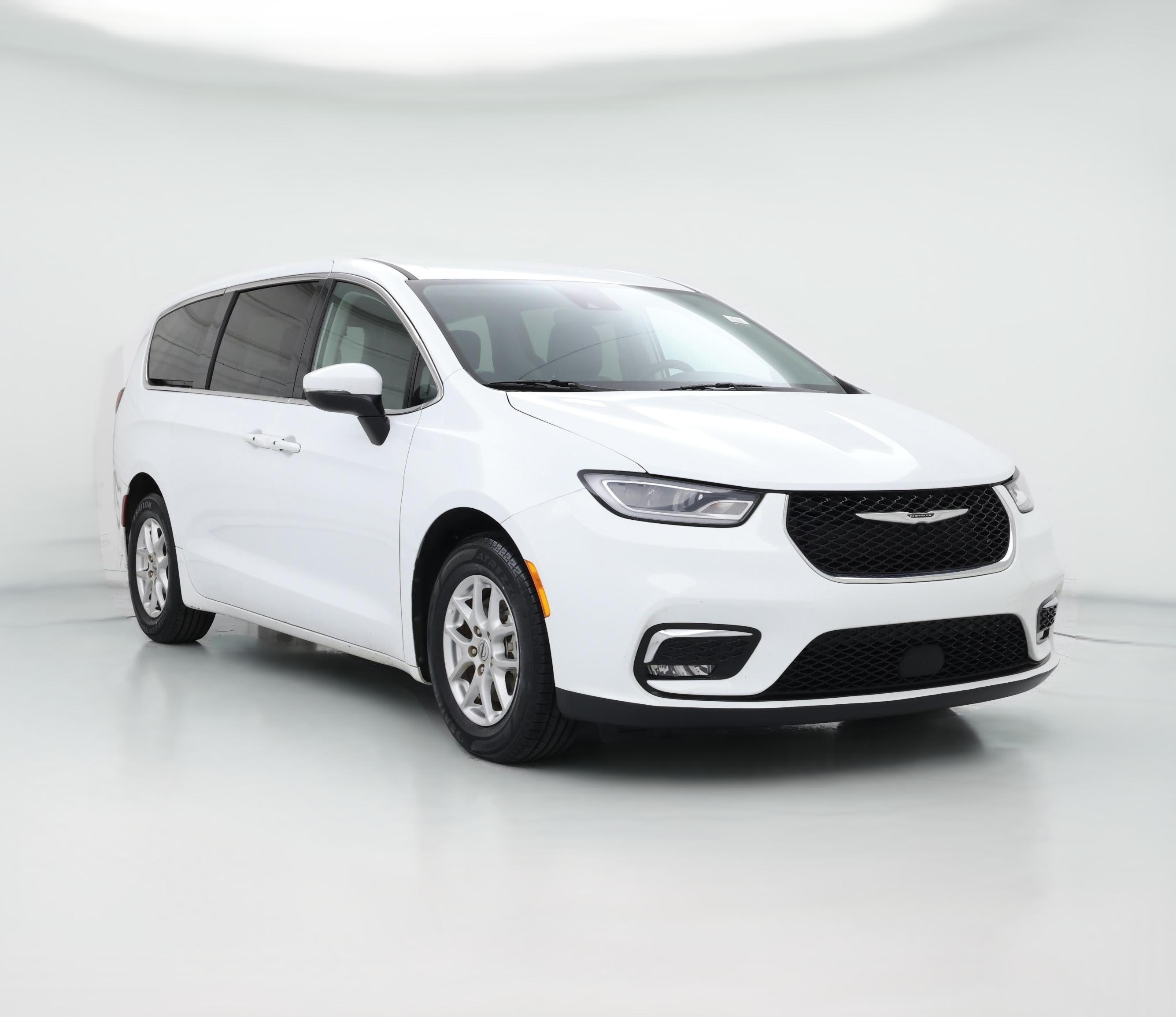 Thumbnail: 2023 Chrysler Pacifica - 1