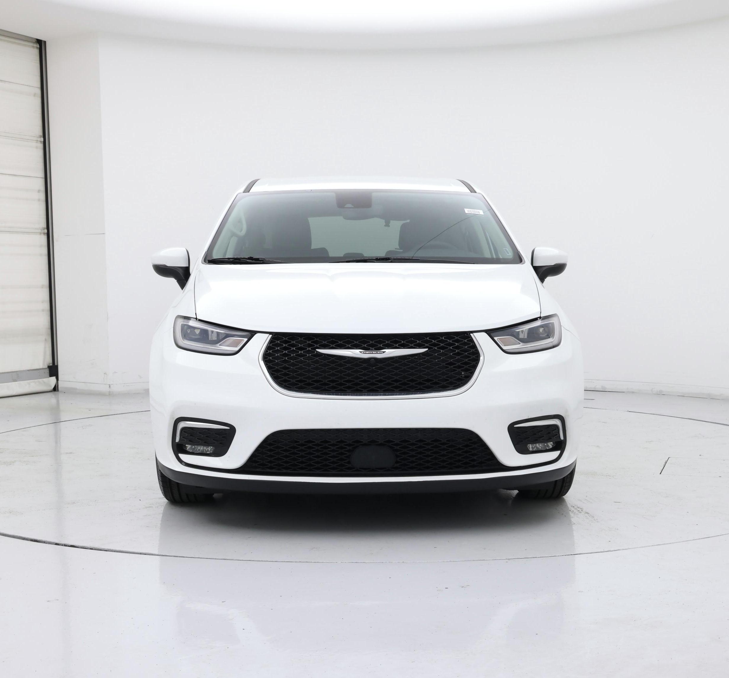 Thumbnail: 2023 Chrysler Pacifica - 5