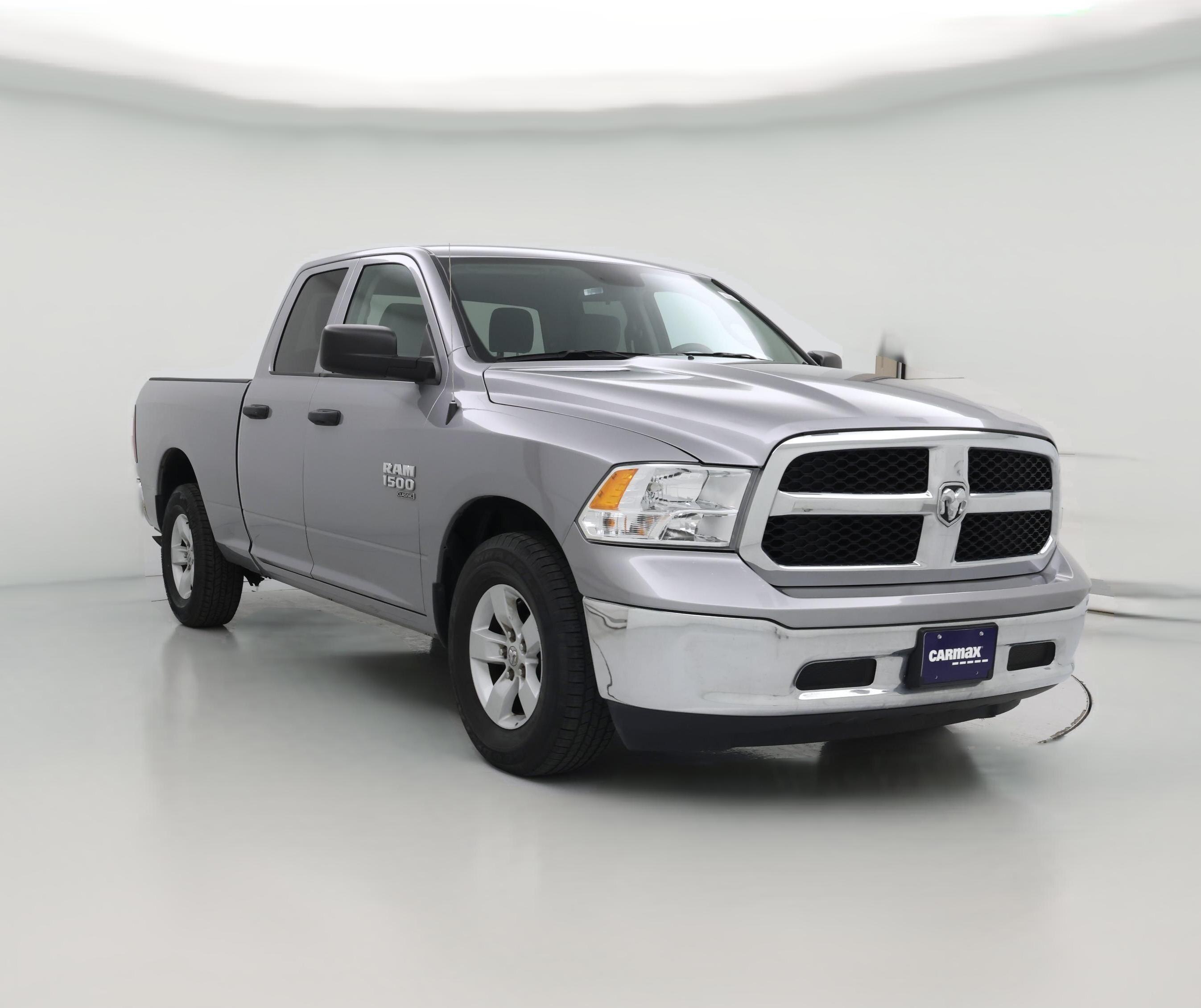 Thumbnail: 2024 RAM 1500 Classic - 1