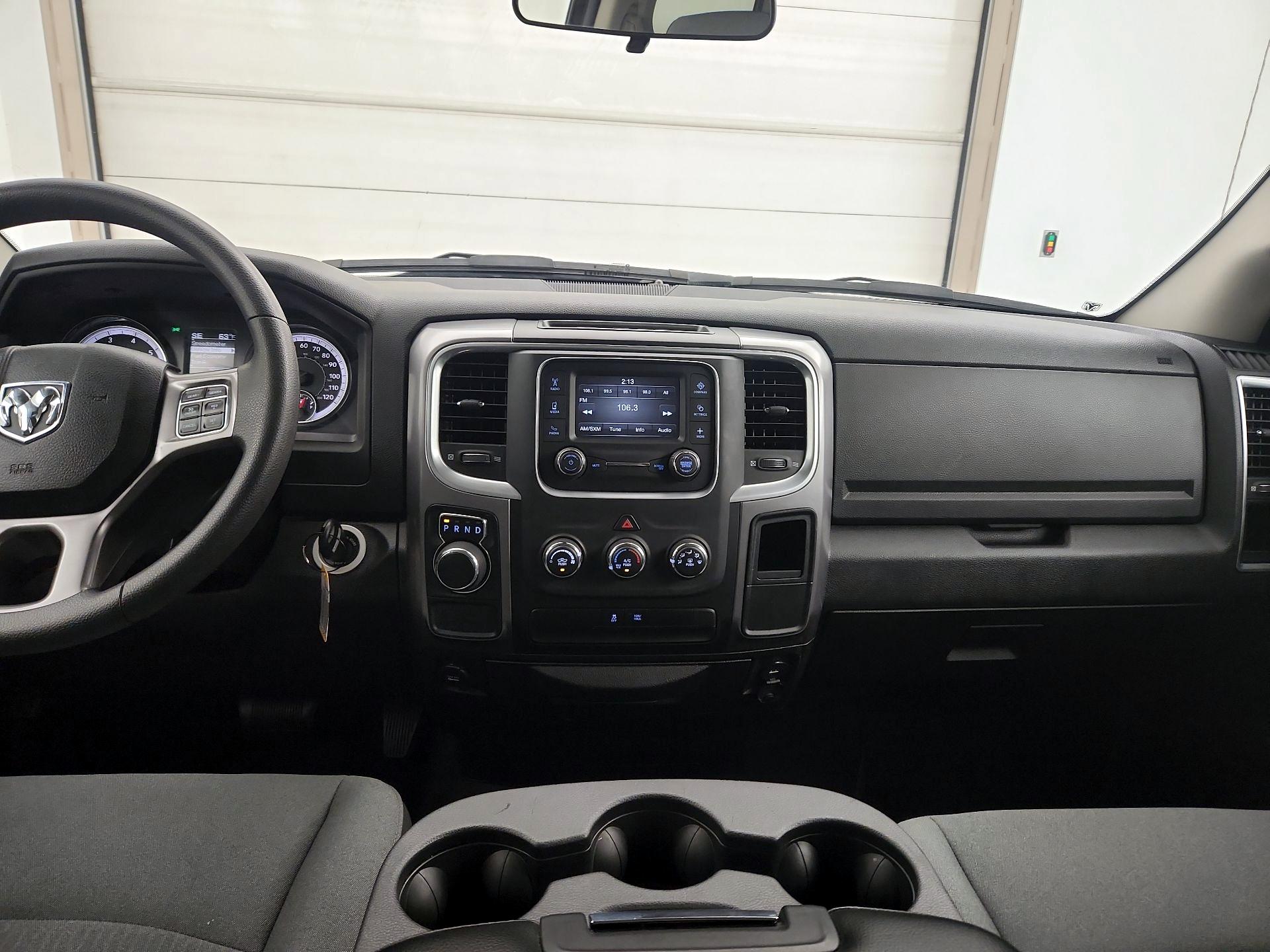 Thumbnail: 2024 RAM 1500 Classic - 9