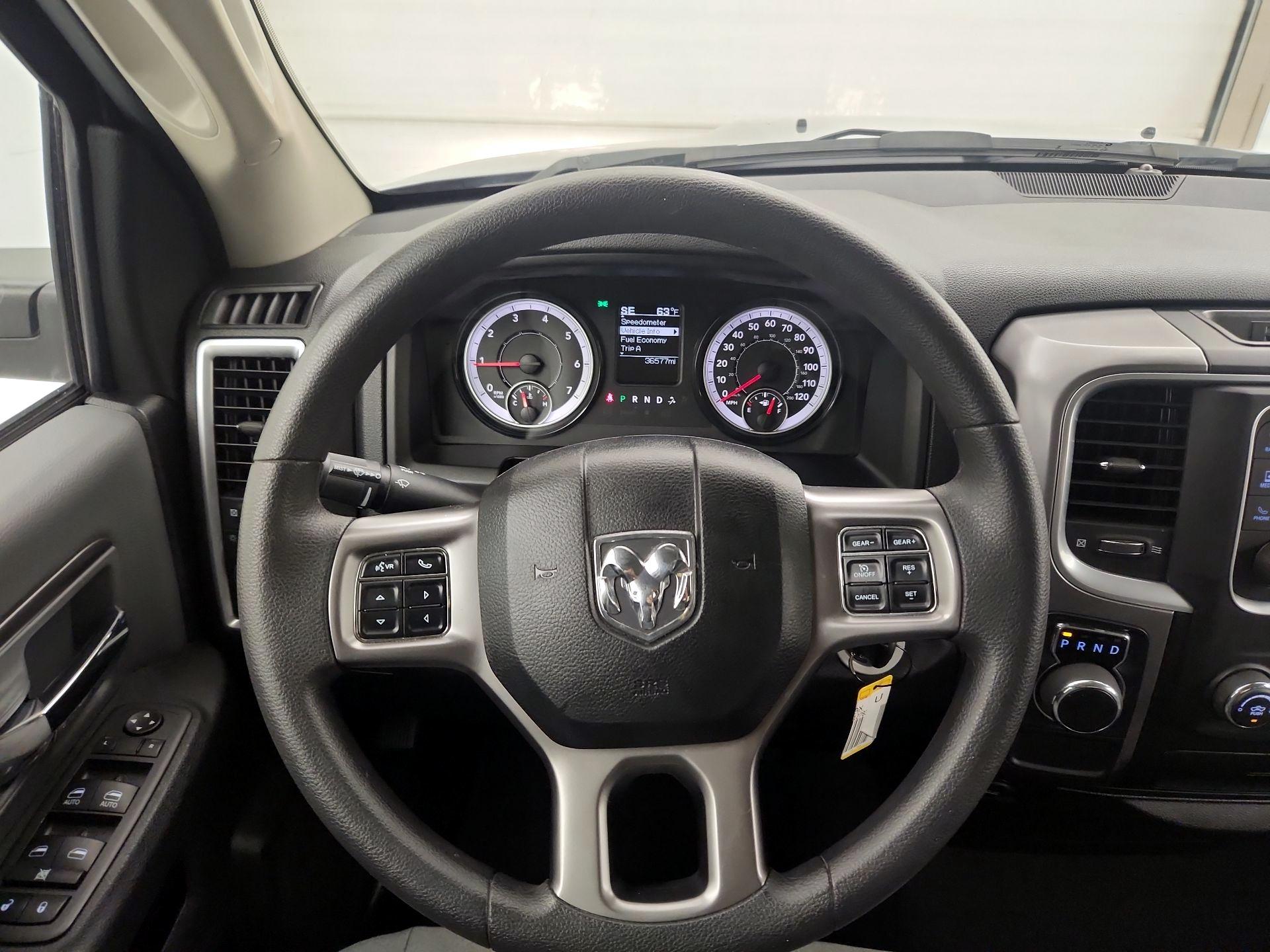 Thumbnail: 2024 RAM 1500 Classic - 10