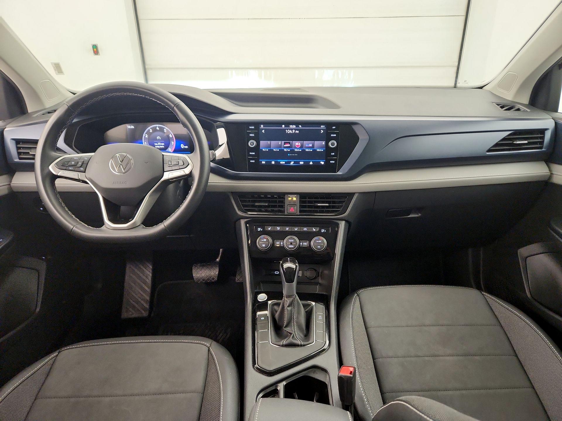 Thumbnail: 2024 Volkswagen Taos - 9