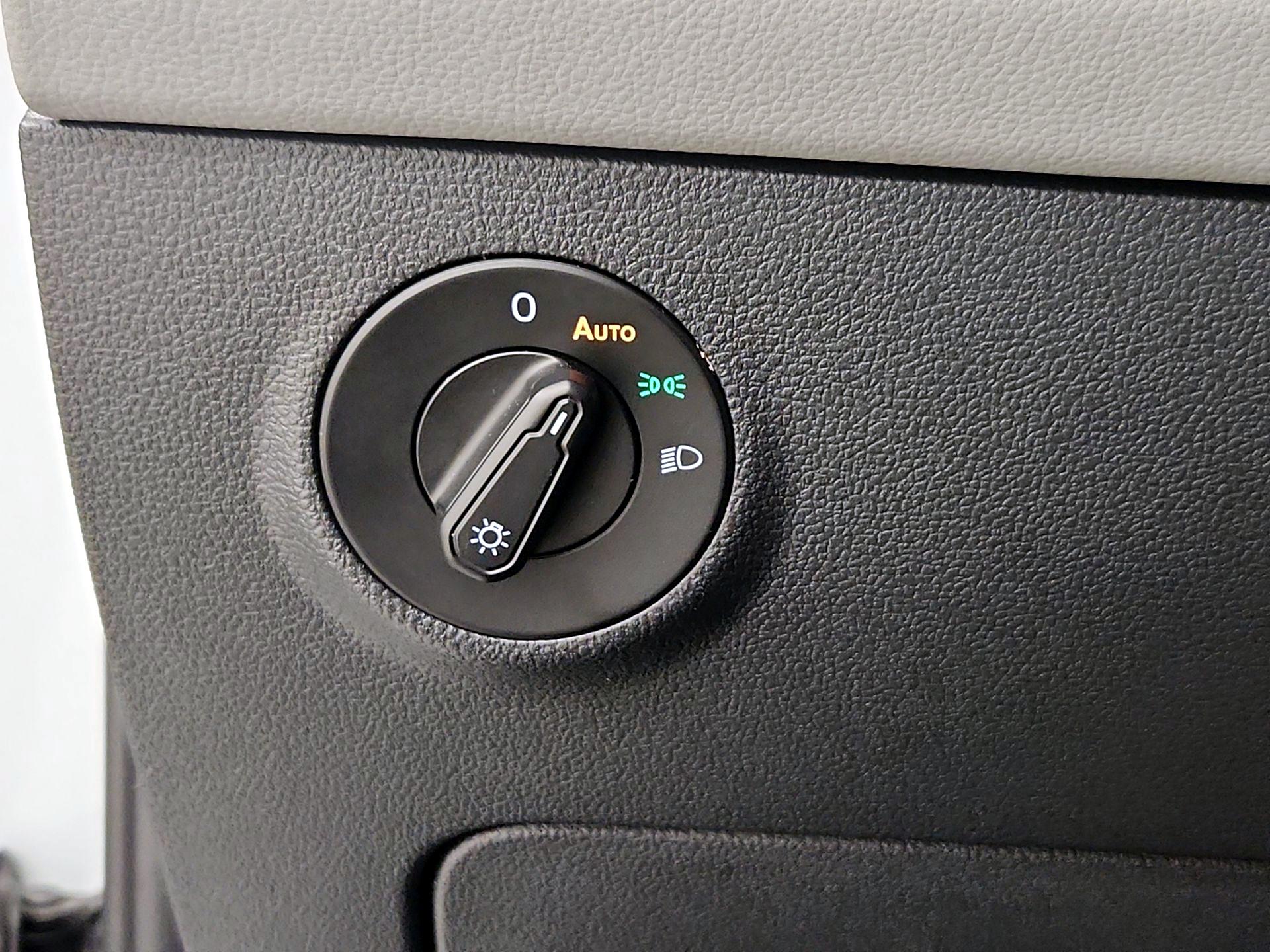 Thumbnail: 2024 Volkswagen Taos - 13