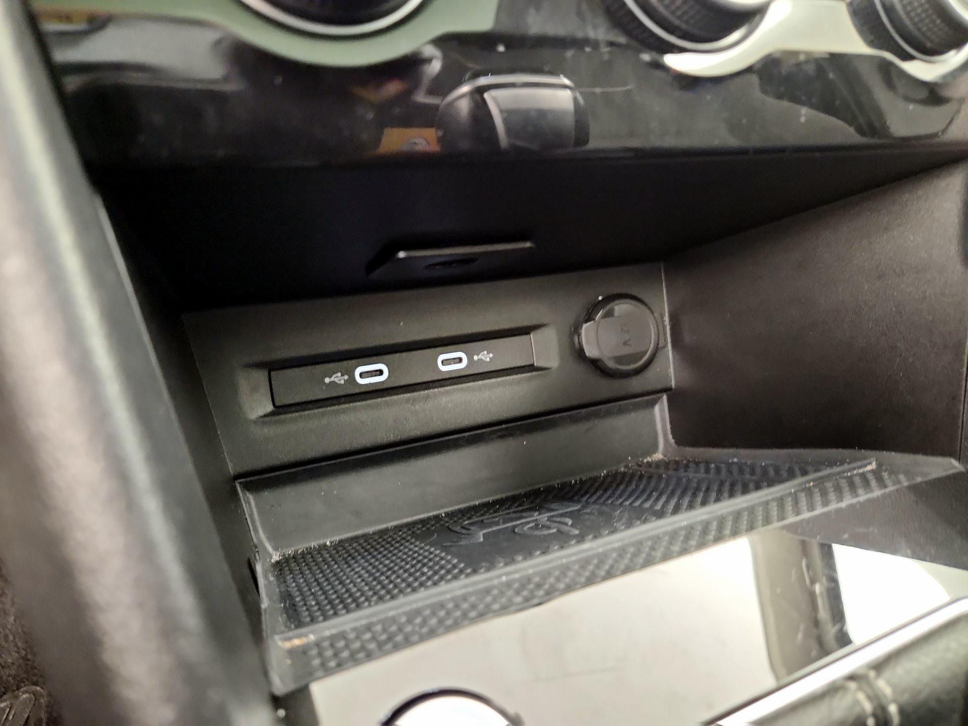 Thumbnail: 2024 Volkswagen Taos - 18