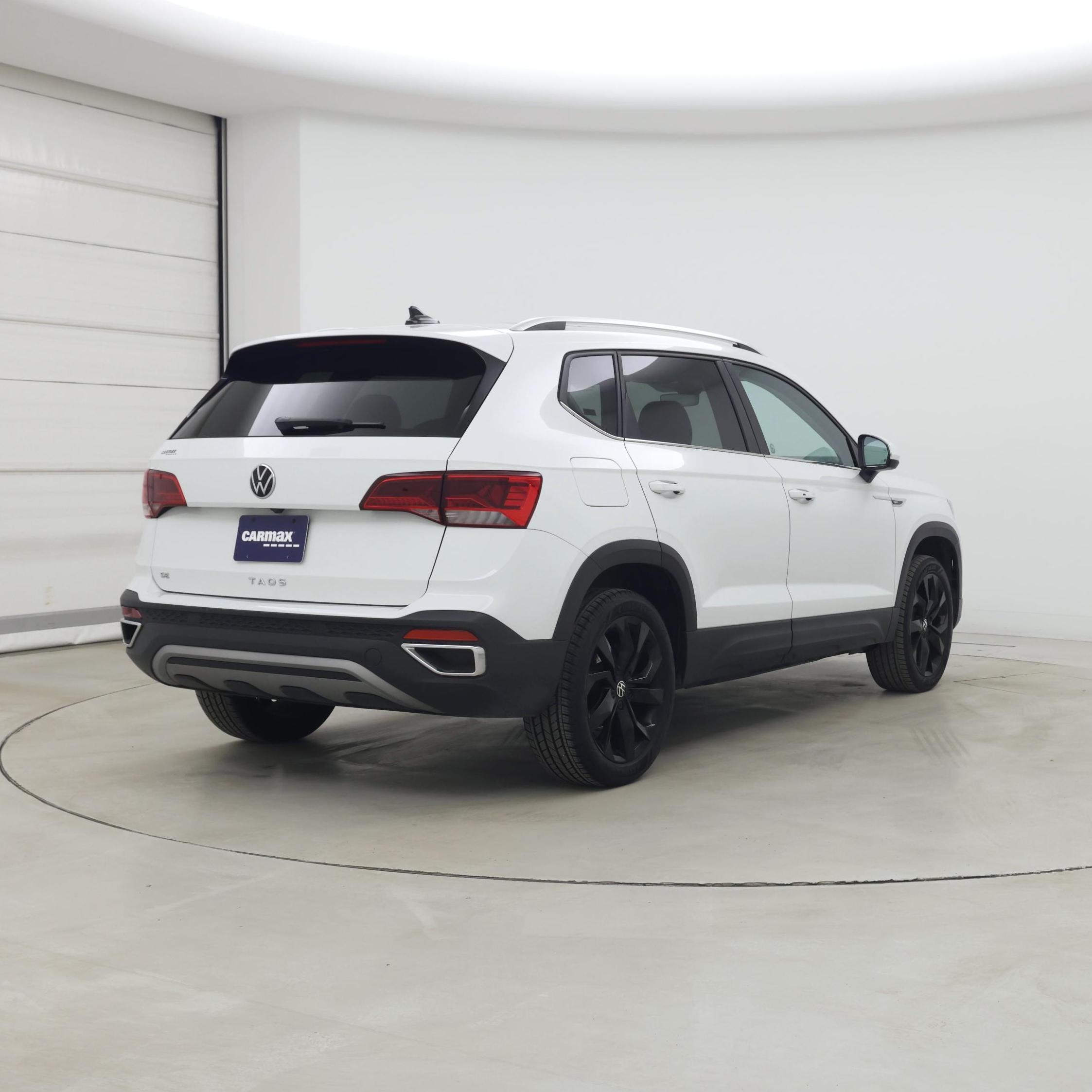 Thumbnail: 2024 Volkswagen Taos - 8