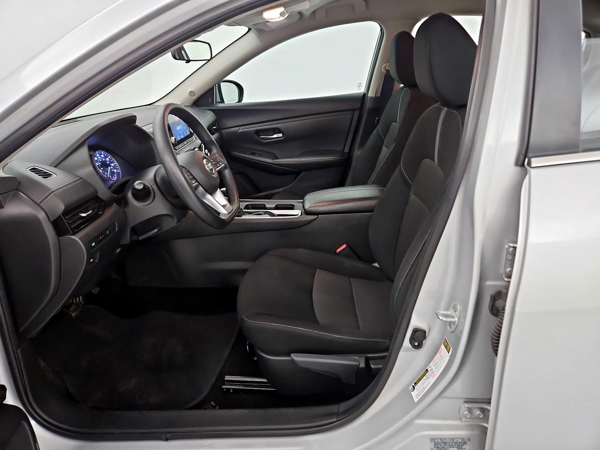 Thumbnail: 2023 Nissan Sentra - 11