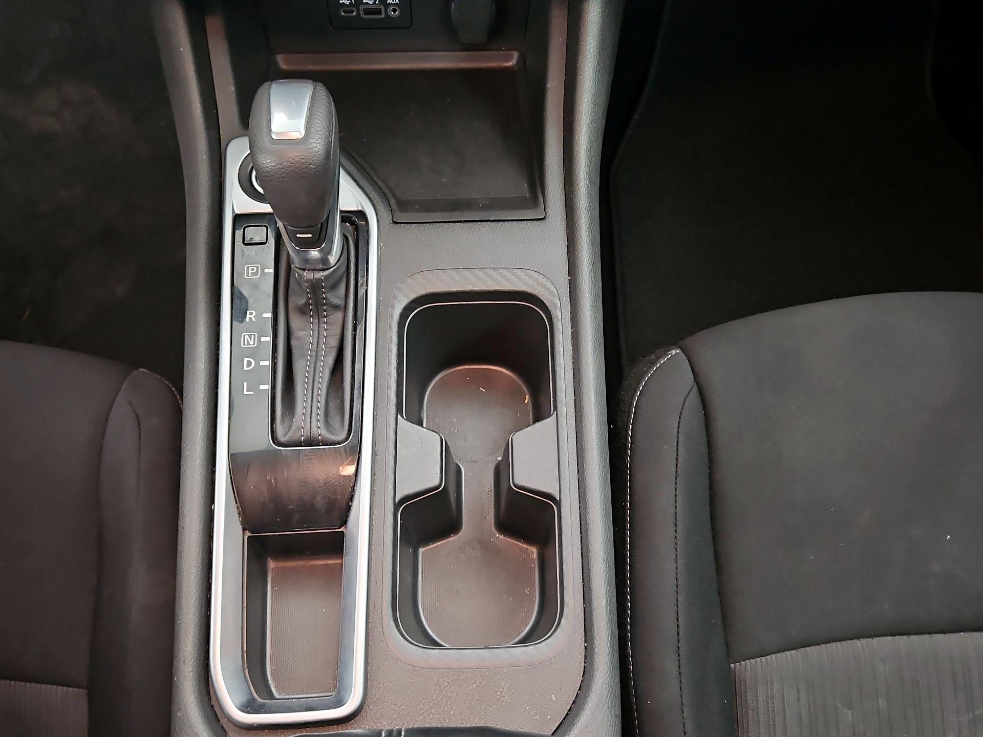 Thumbnail: 2023 Nissan Sentra - 17