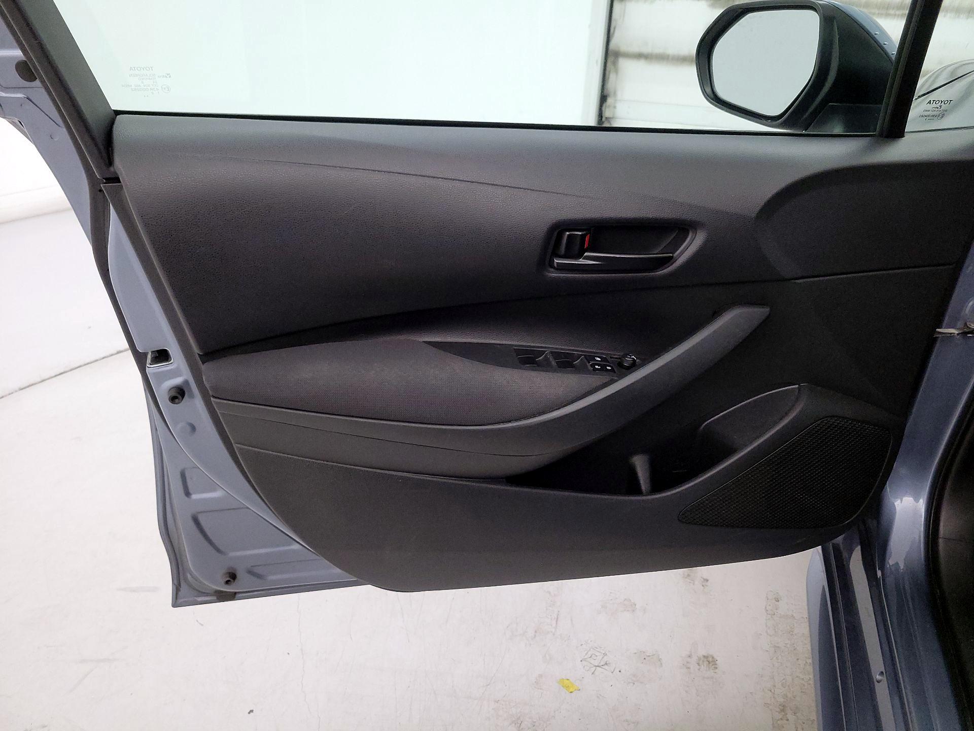 Thumbnail: 2023 Toyota Corolla - 12