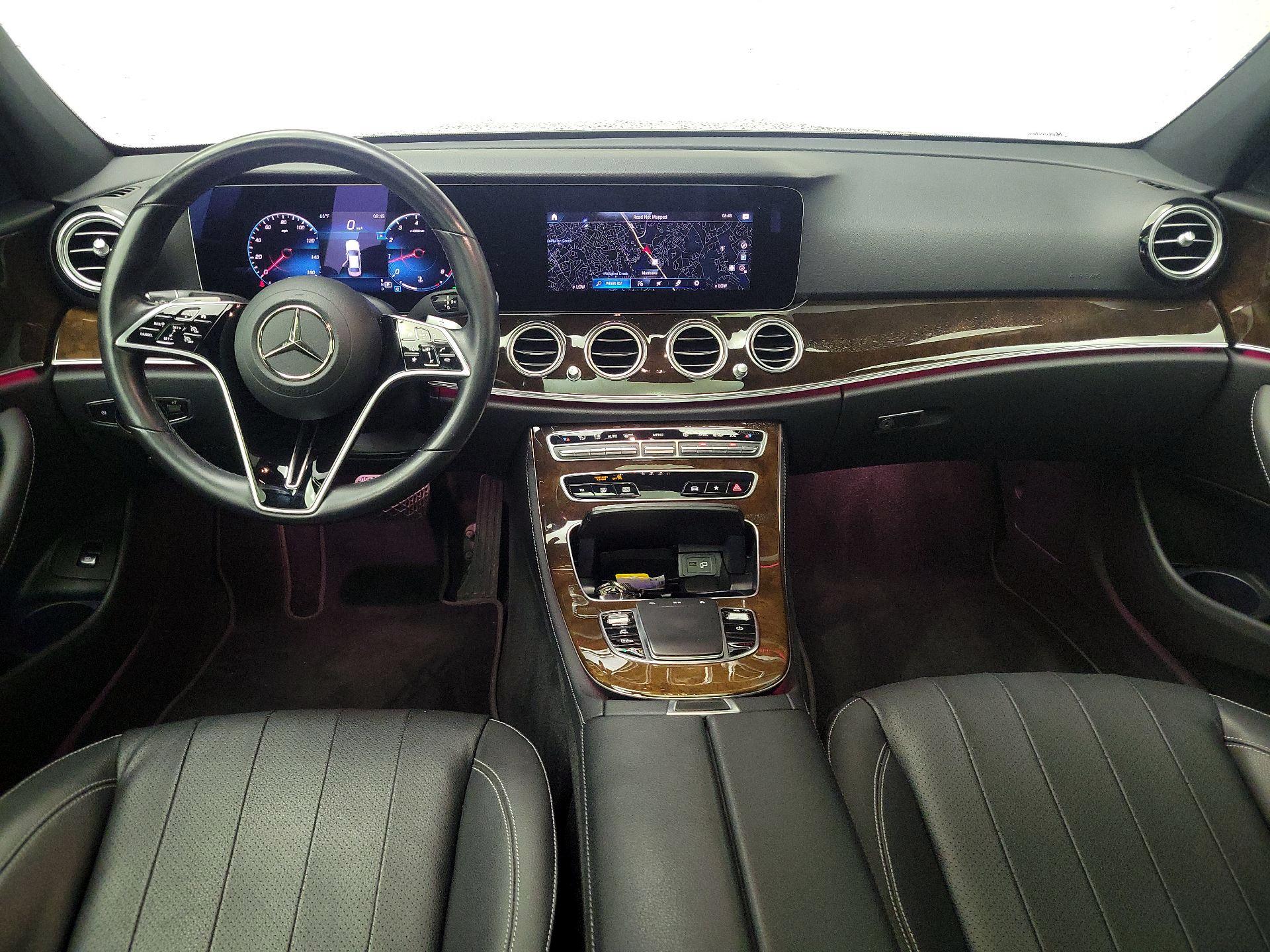 Thumbnail: 2022 Mercedes-Benz E-Class - 9