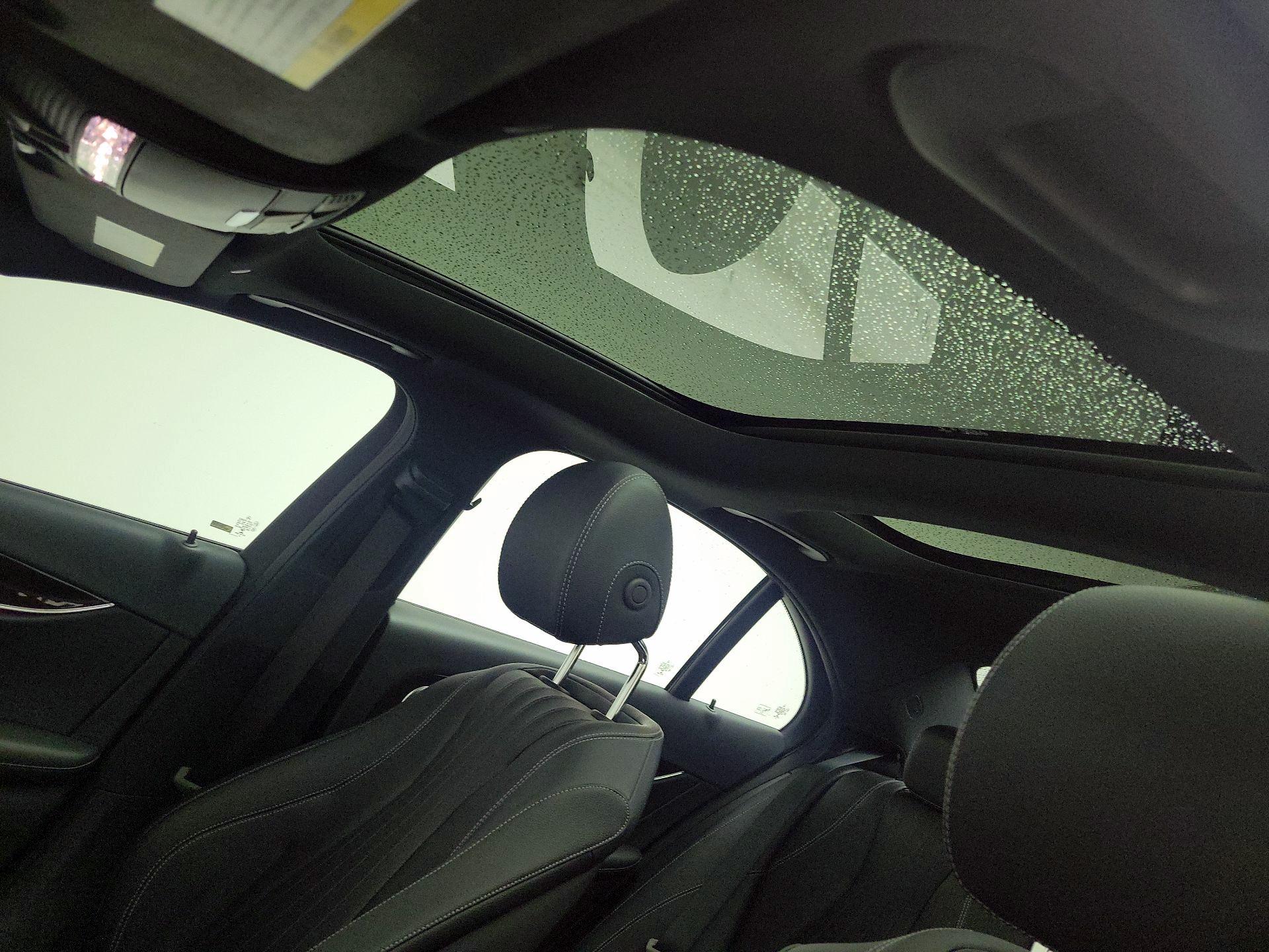 Thumbnail: 2022 Mercedes-Benz E-Class - 20