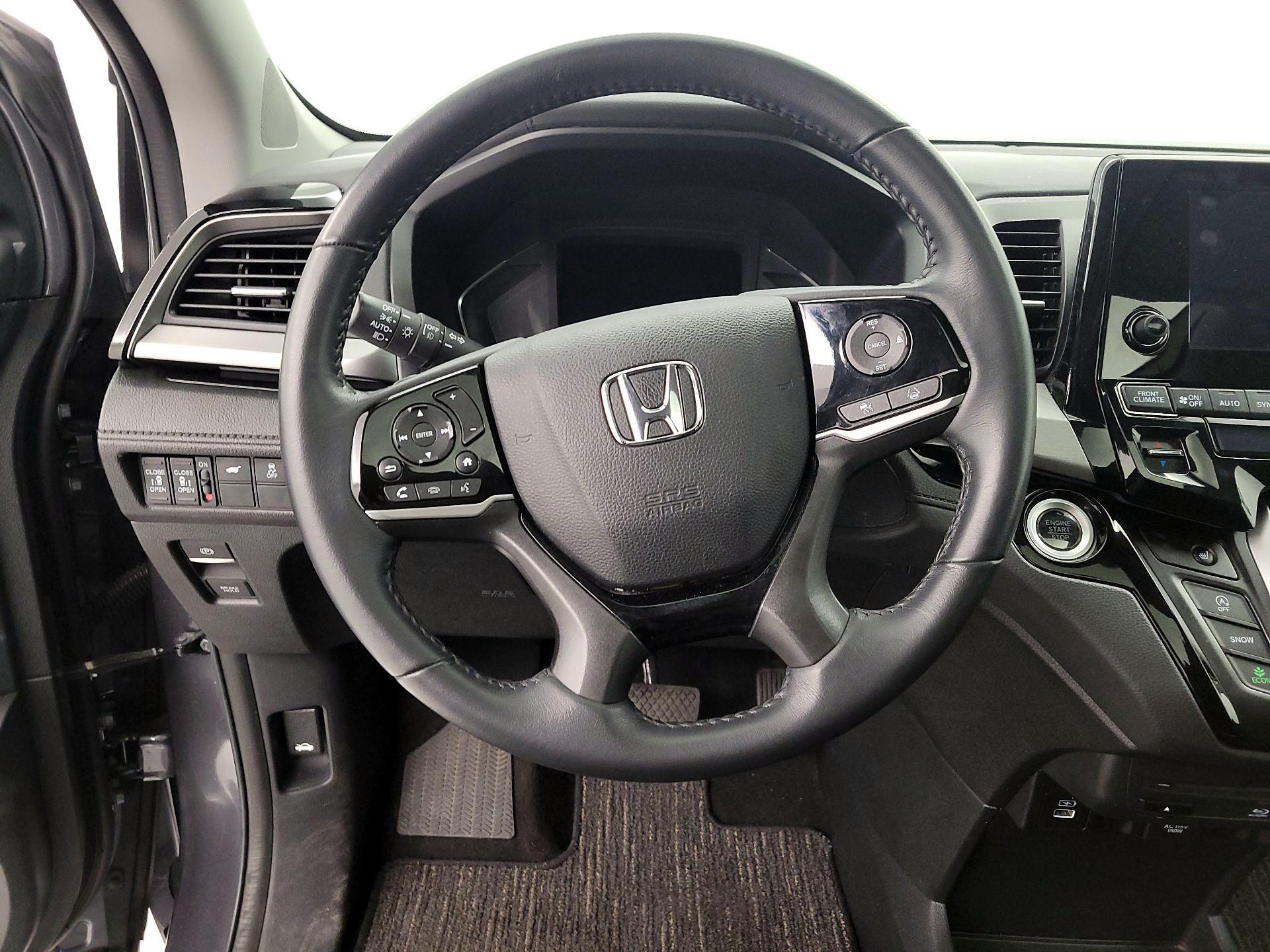 Thumbnail: 2023 Honda Odyssey - 10