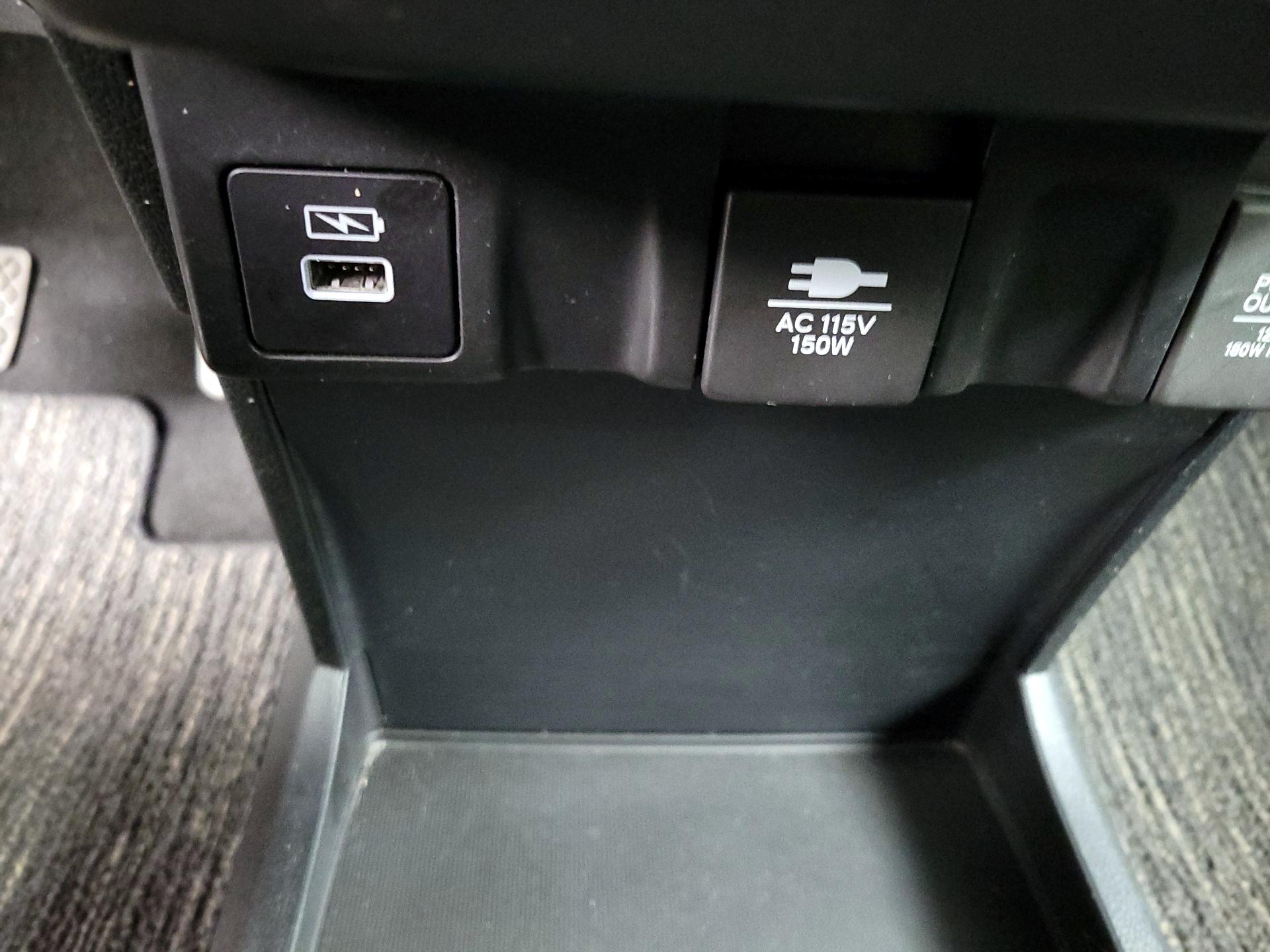 Thumbnail: 2023 Honda Odyssey - 19