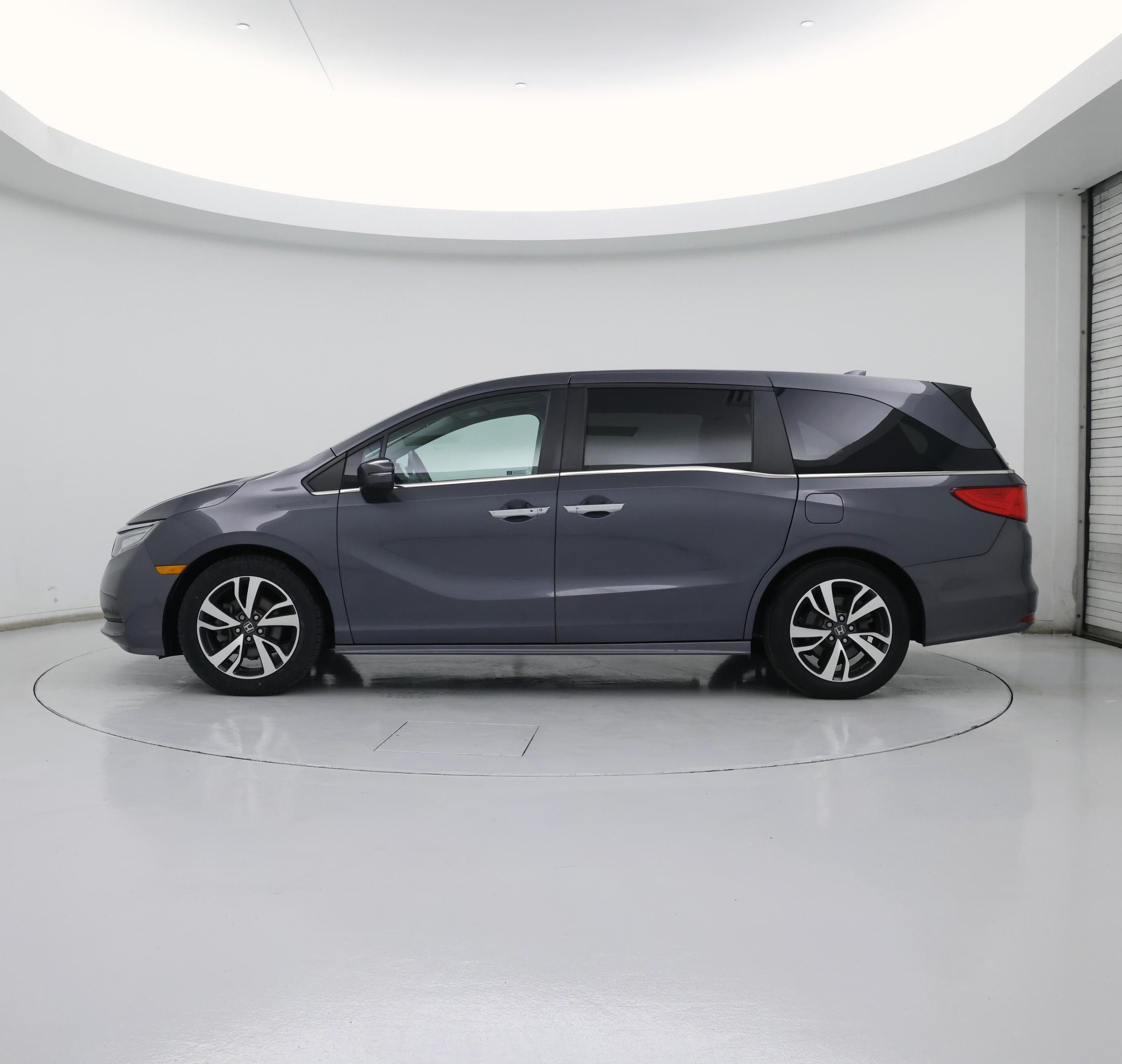 Thumbnail: 2023 Honda Odyssey - 3