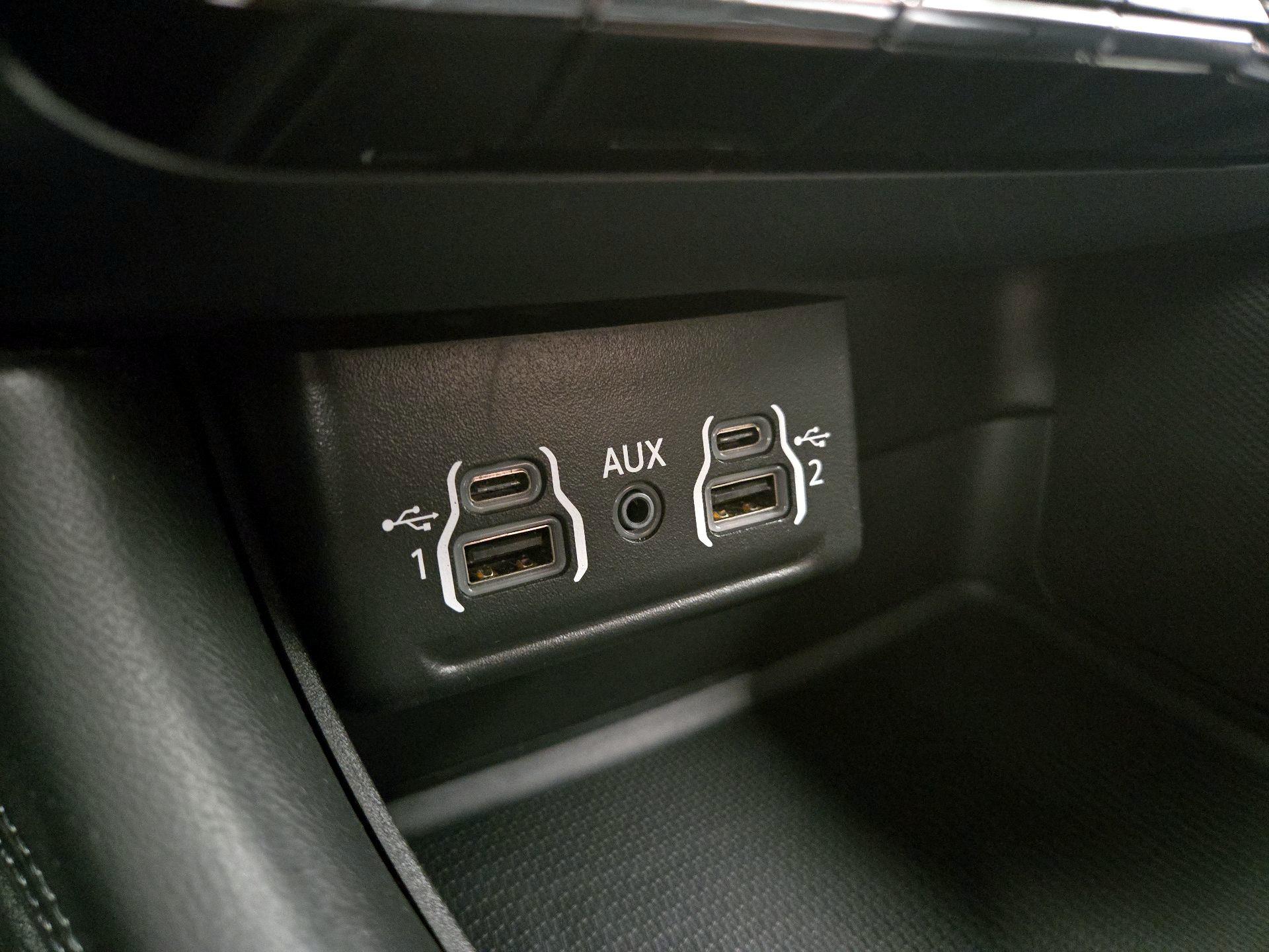 Thumbnail: 2022 Dodge Durango - 18