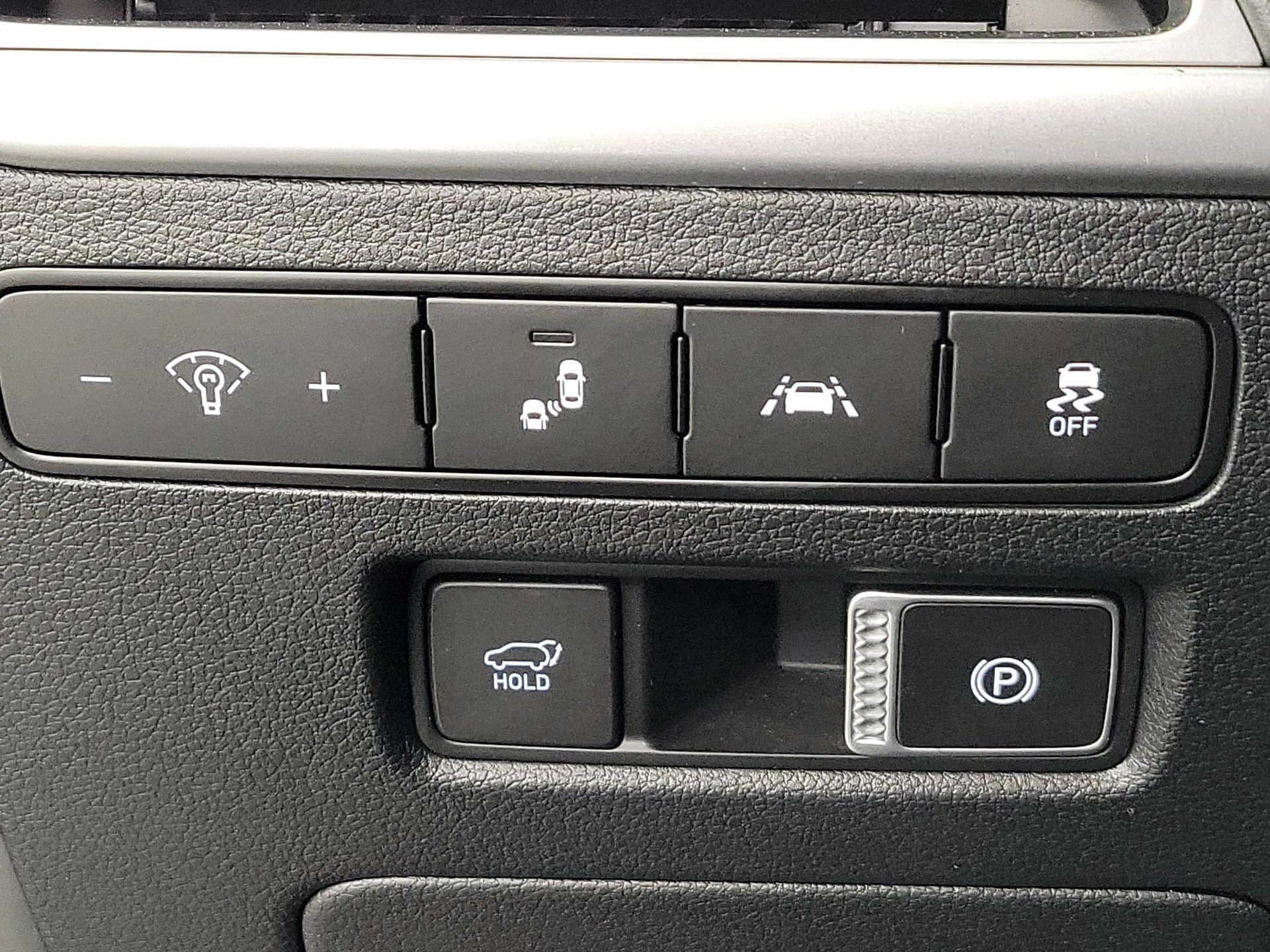 Thumbnail: 2022 Hyundai Palisade - 13