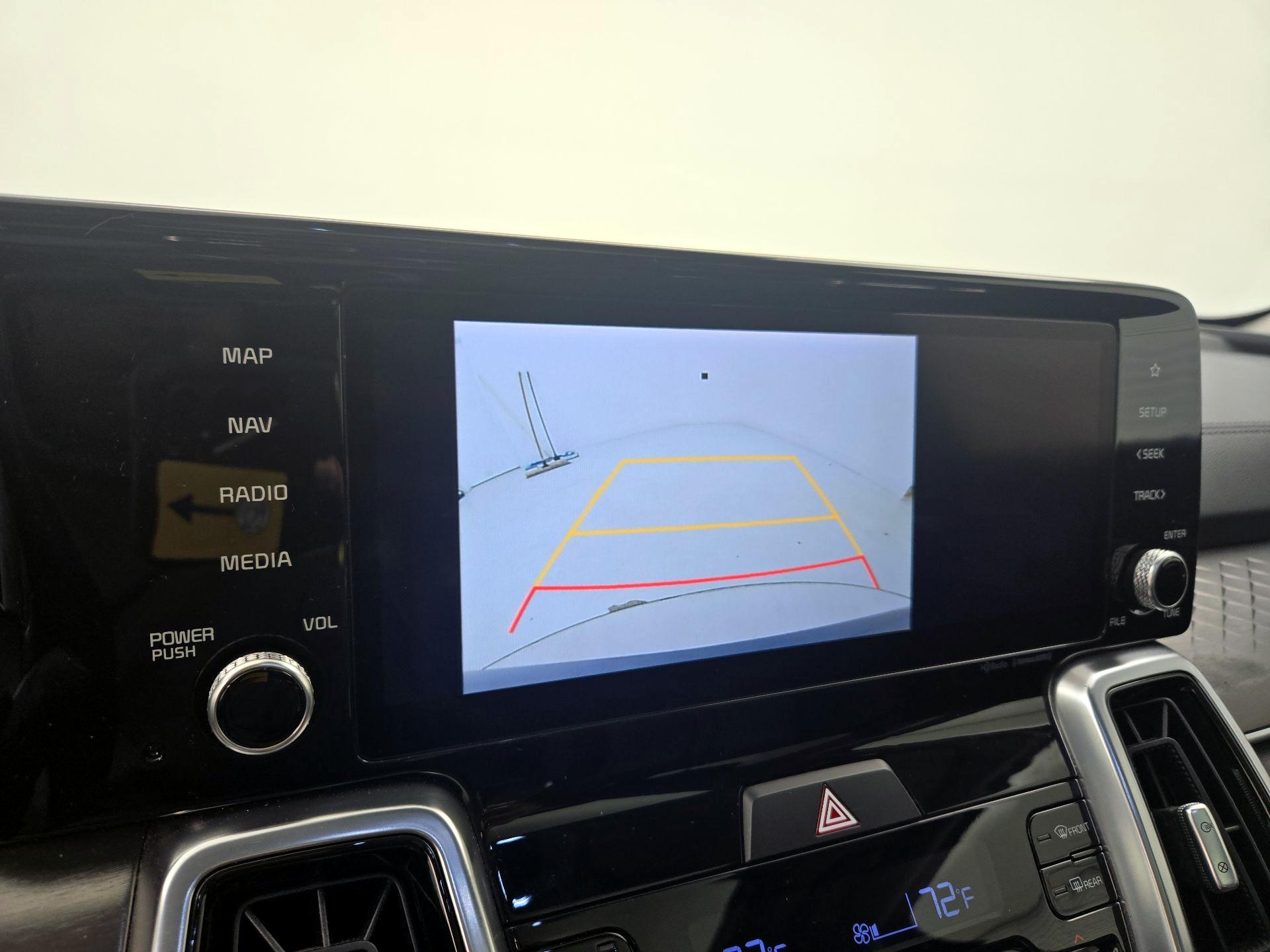 Thumbnail: 2022 Kia Sorento - 15