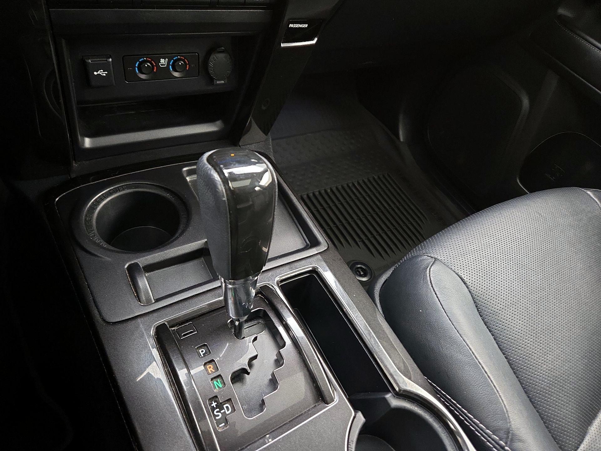 Thumbnail: 2021 Toyota 4Runner - 17