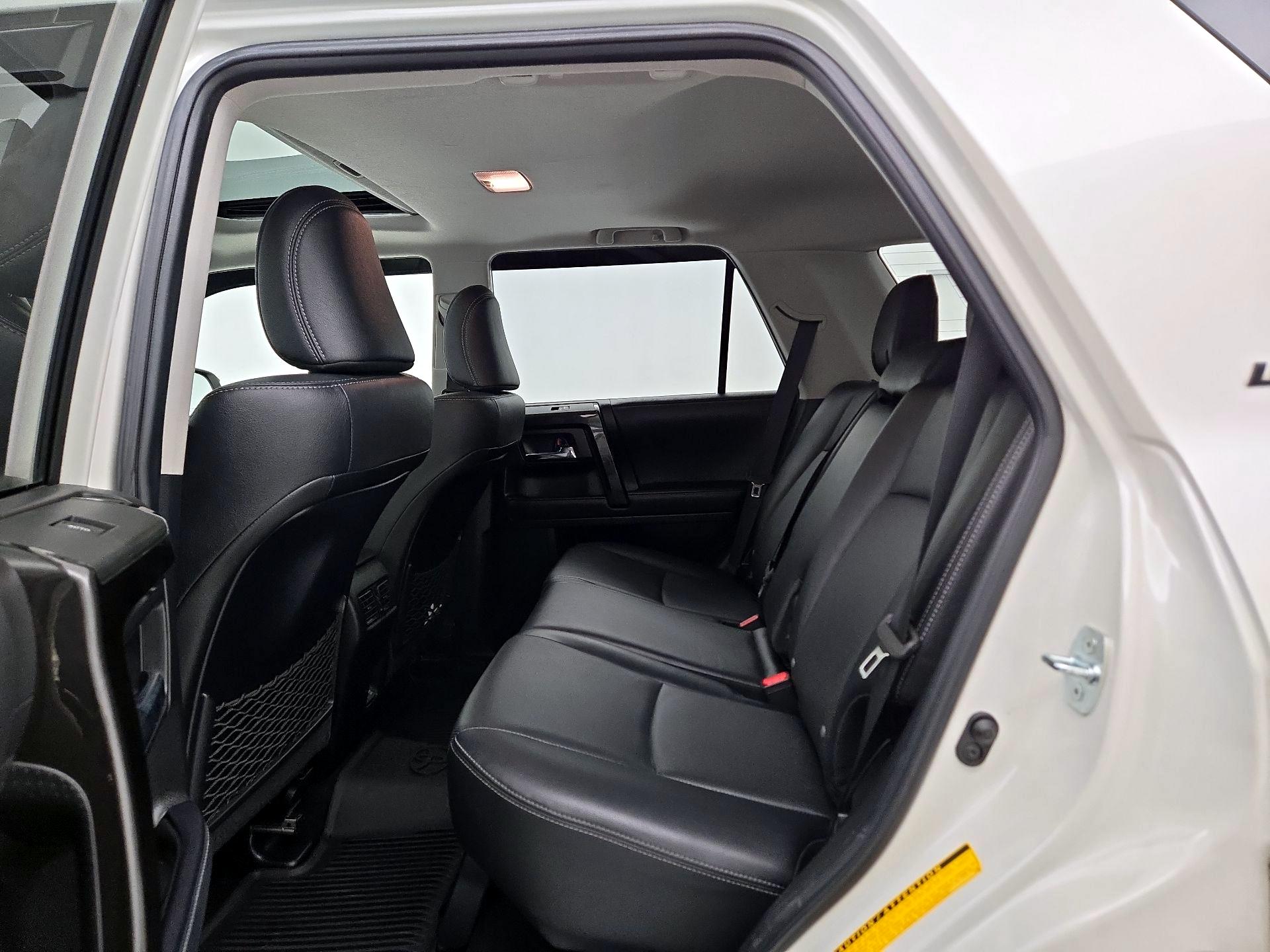 Thumbnail: 2021 Toyota 4Runner - 20