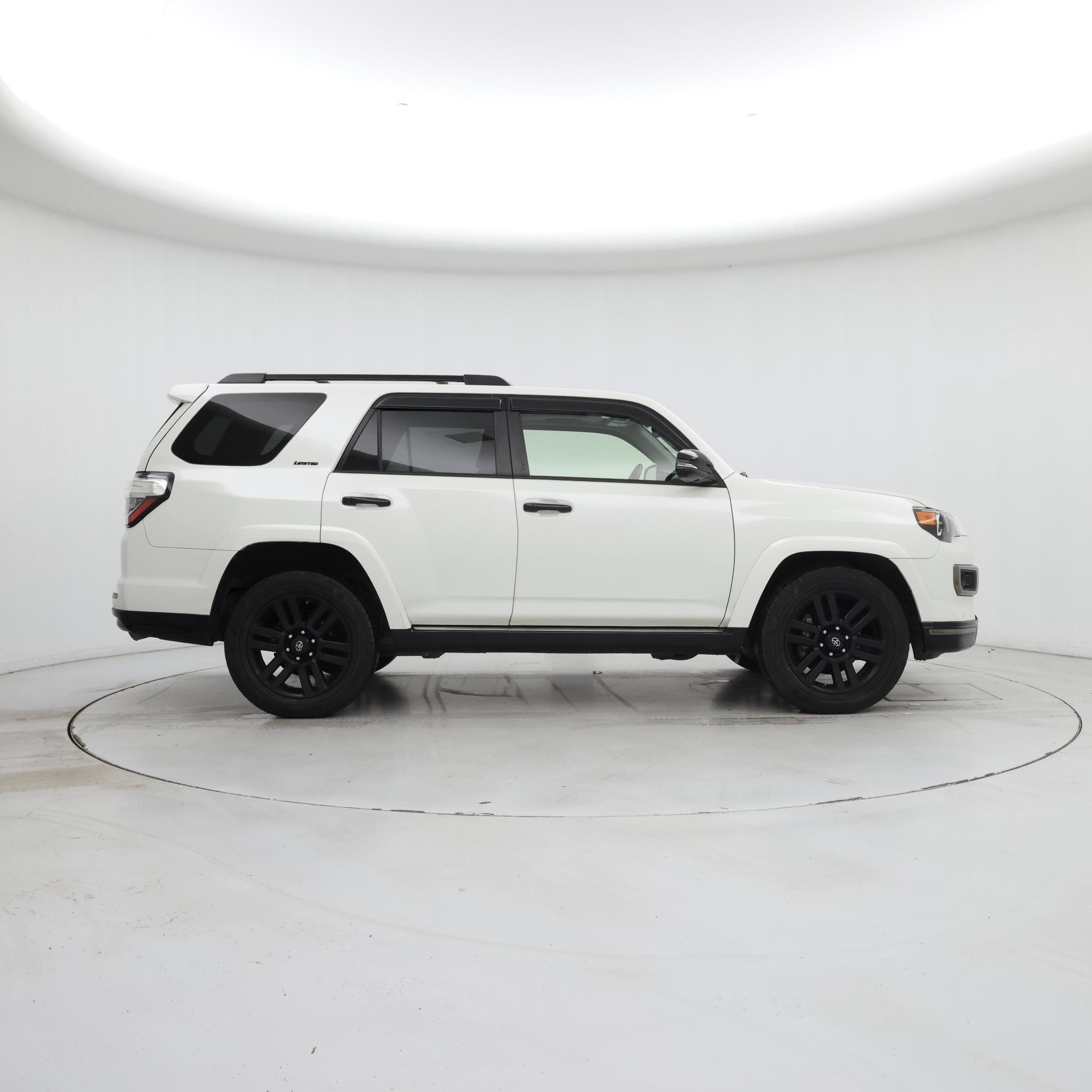 Thumbnail: 2021 Toyota 4Runner - 7