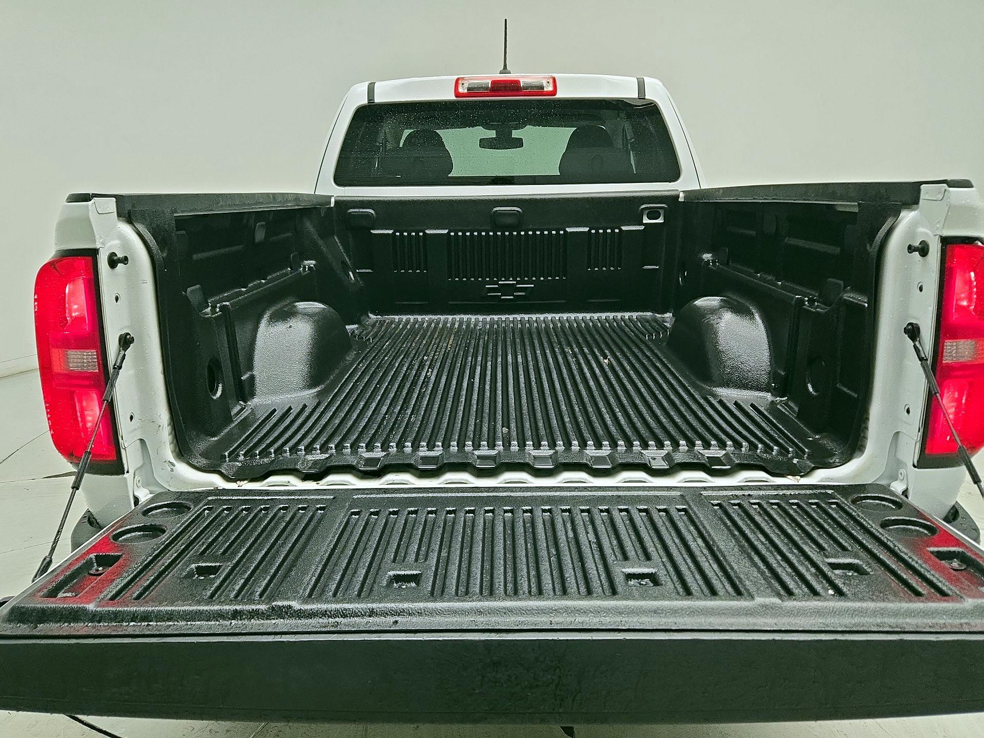 Thumbnail: 2018 Chevrolet Colorado - 19