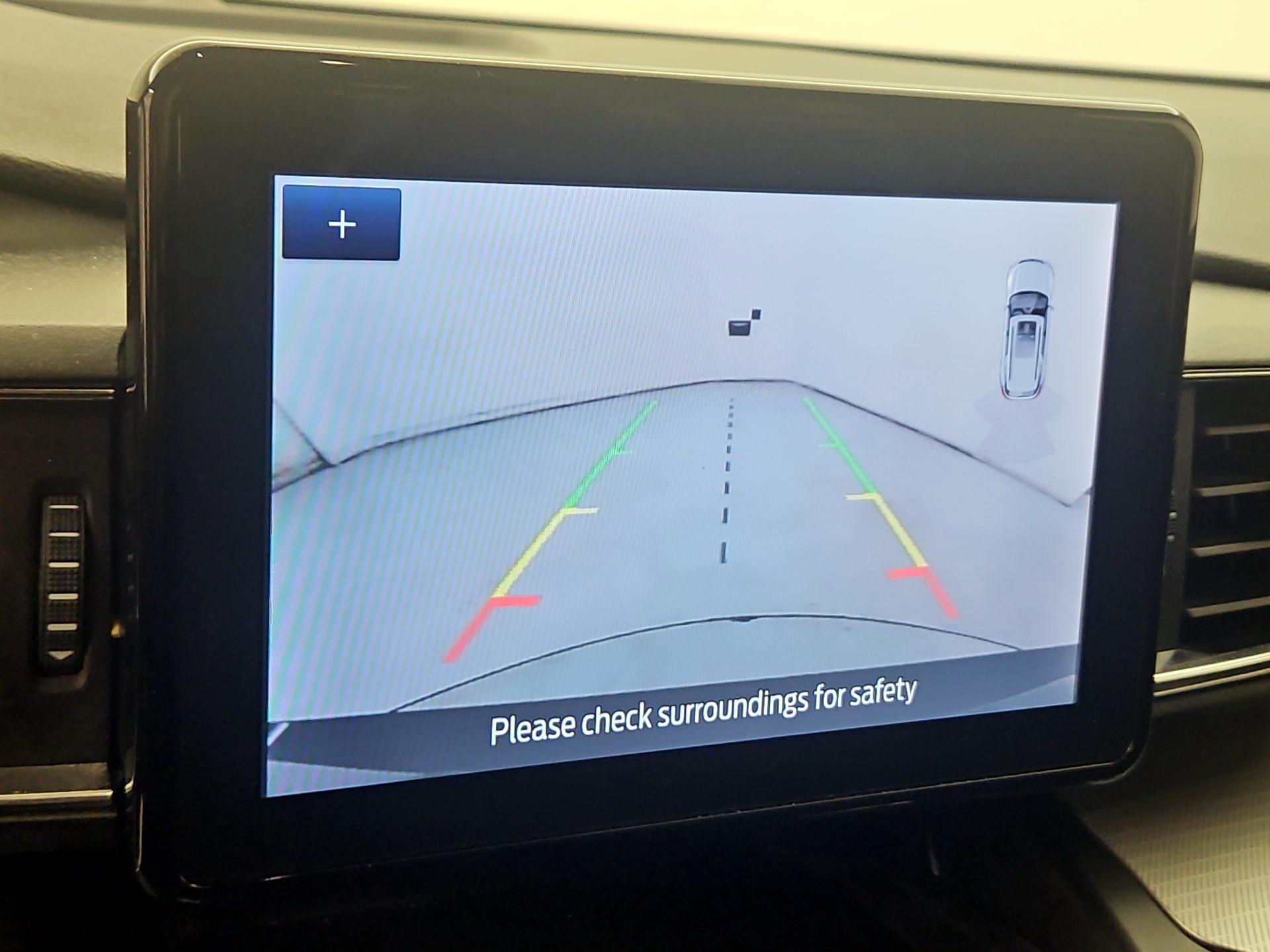 Thumbnail: 2020 Ford Explorer - 15