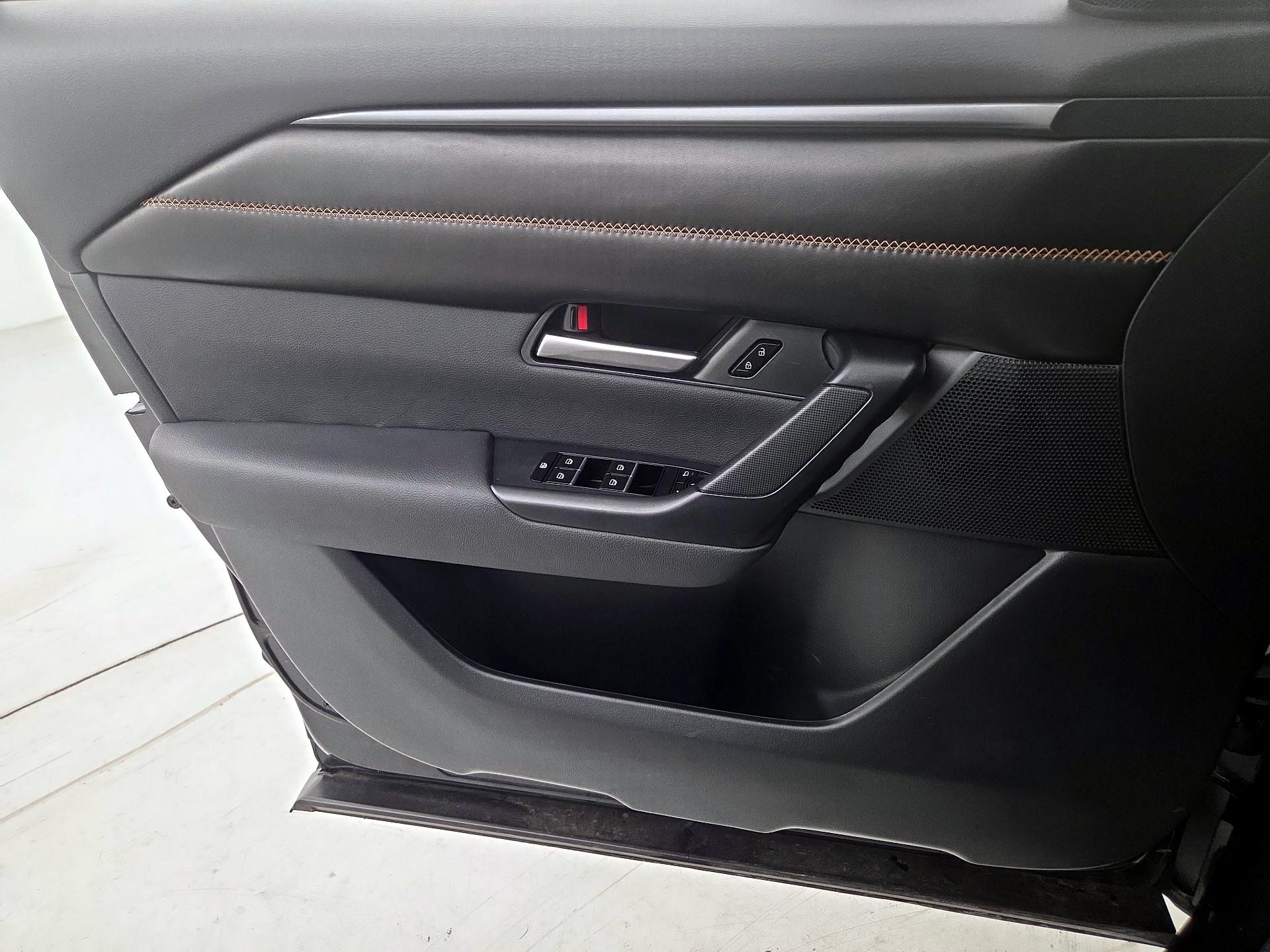 Thumbnail: 2025 Mazda CX-50 - 12