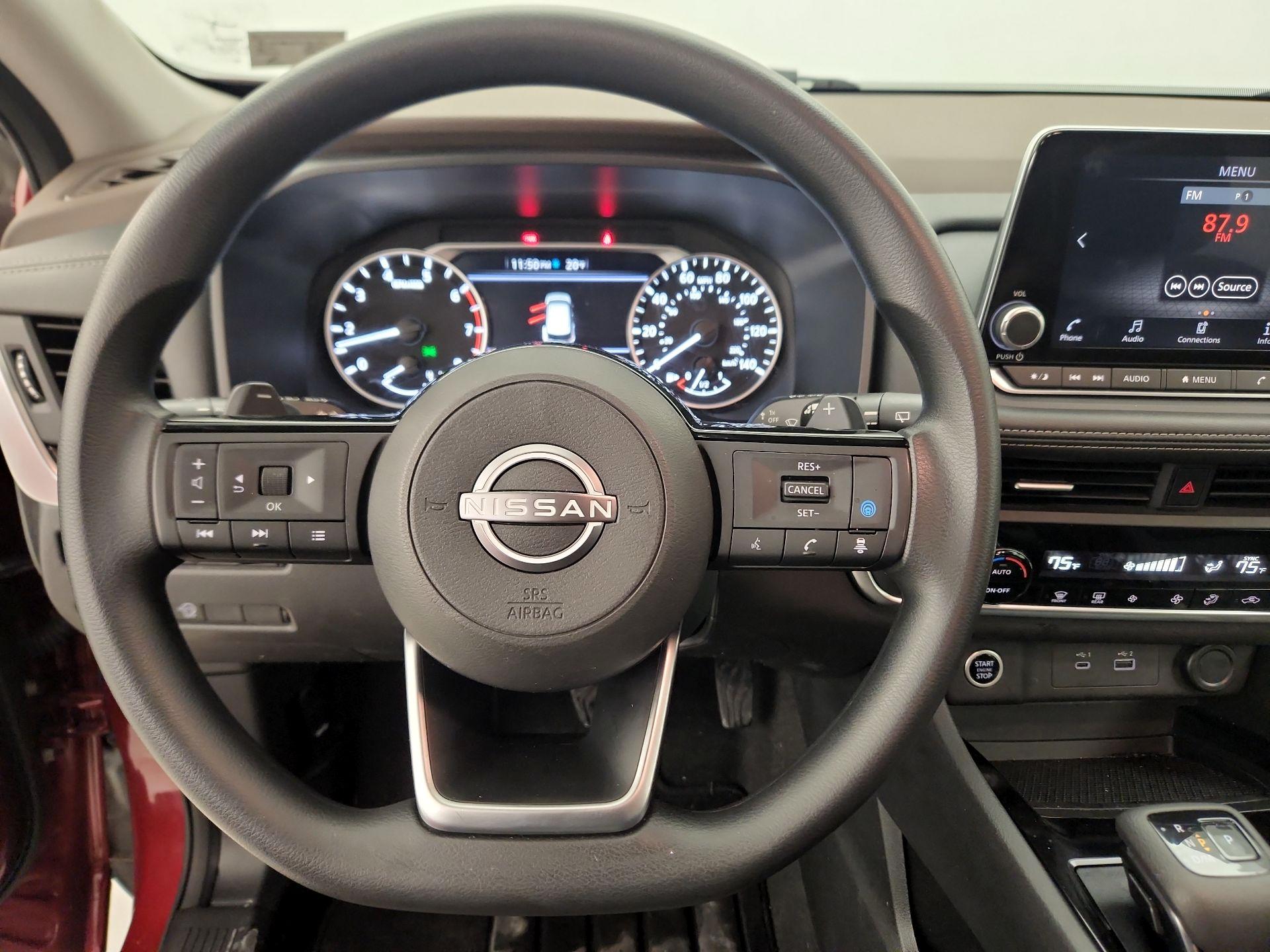 Thumbnail: 2023 Nissan Rogue - 10