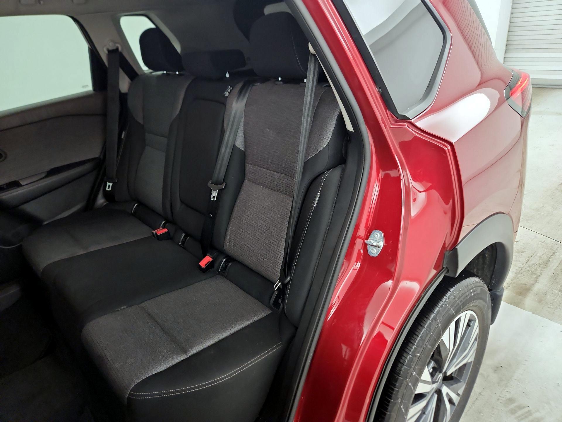 Thumbnail: 2023 Nissan Rogue - 19