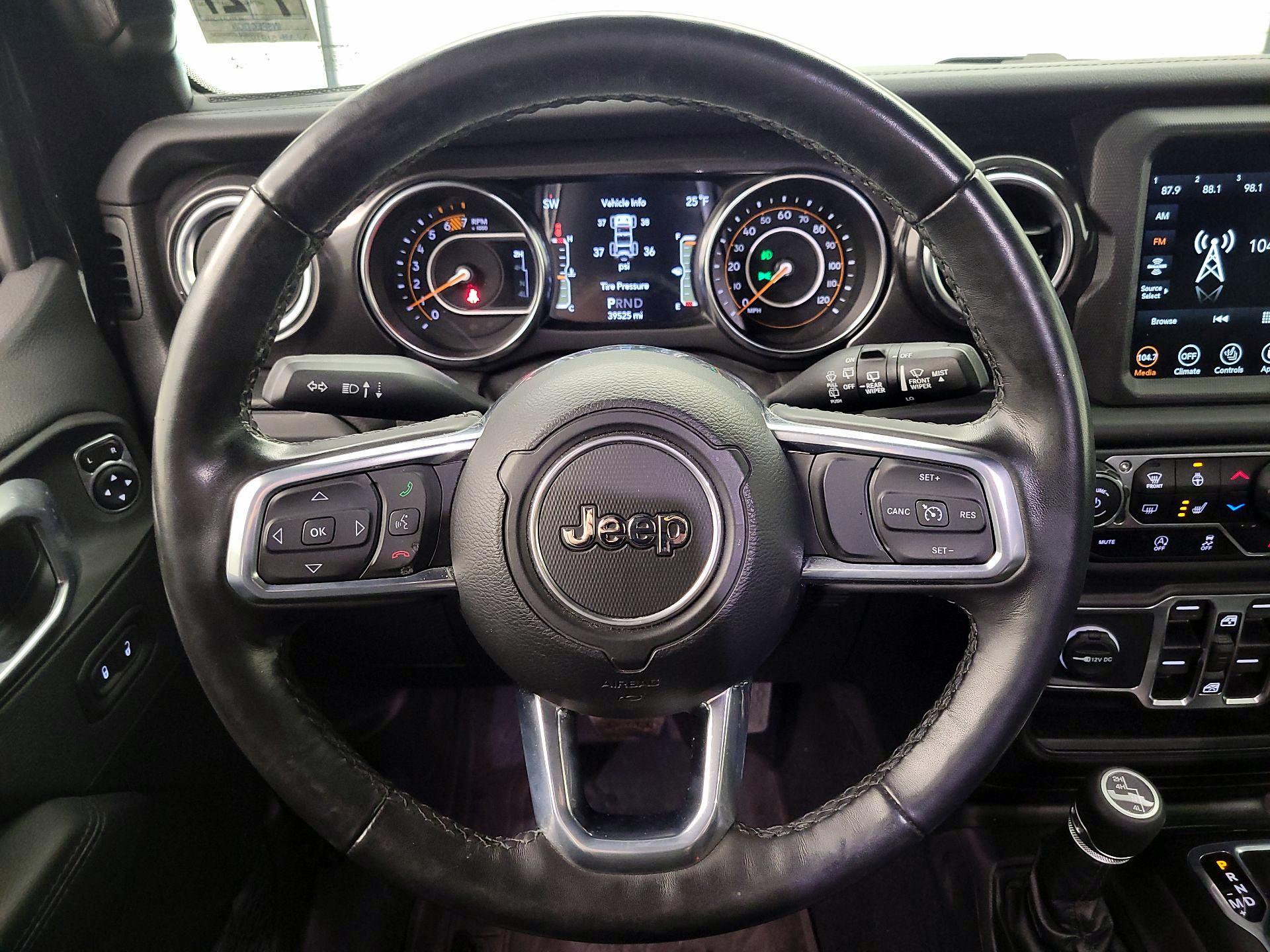 Thumbnail: 2022 Jeep Wrangler - 10