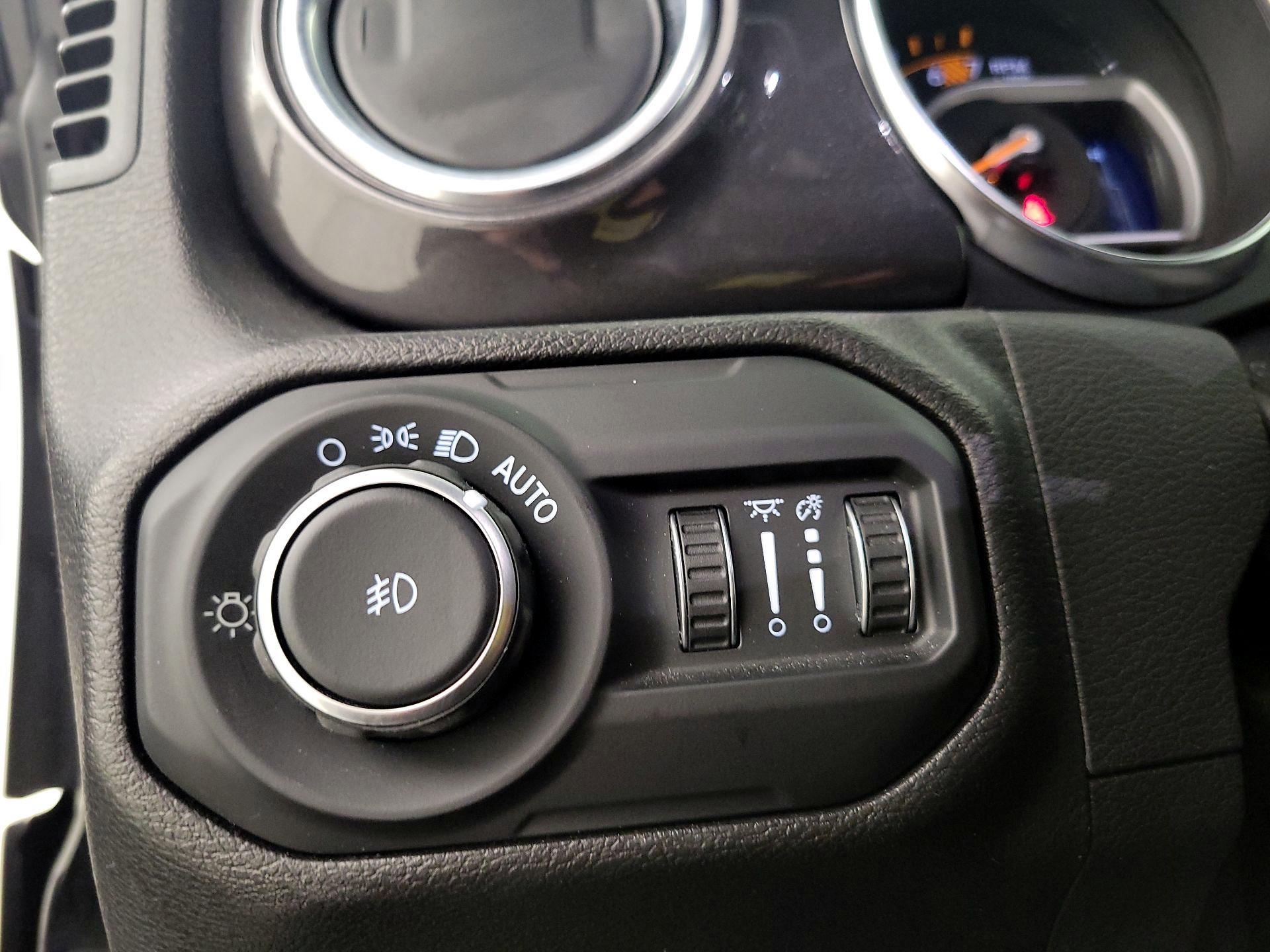 Thumbnail: 2022 Jeep Wrangler - 13