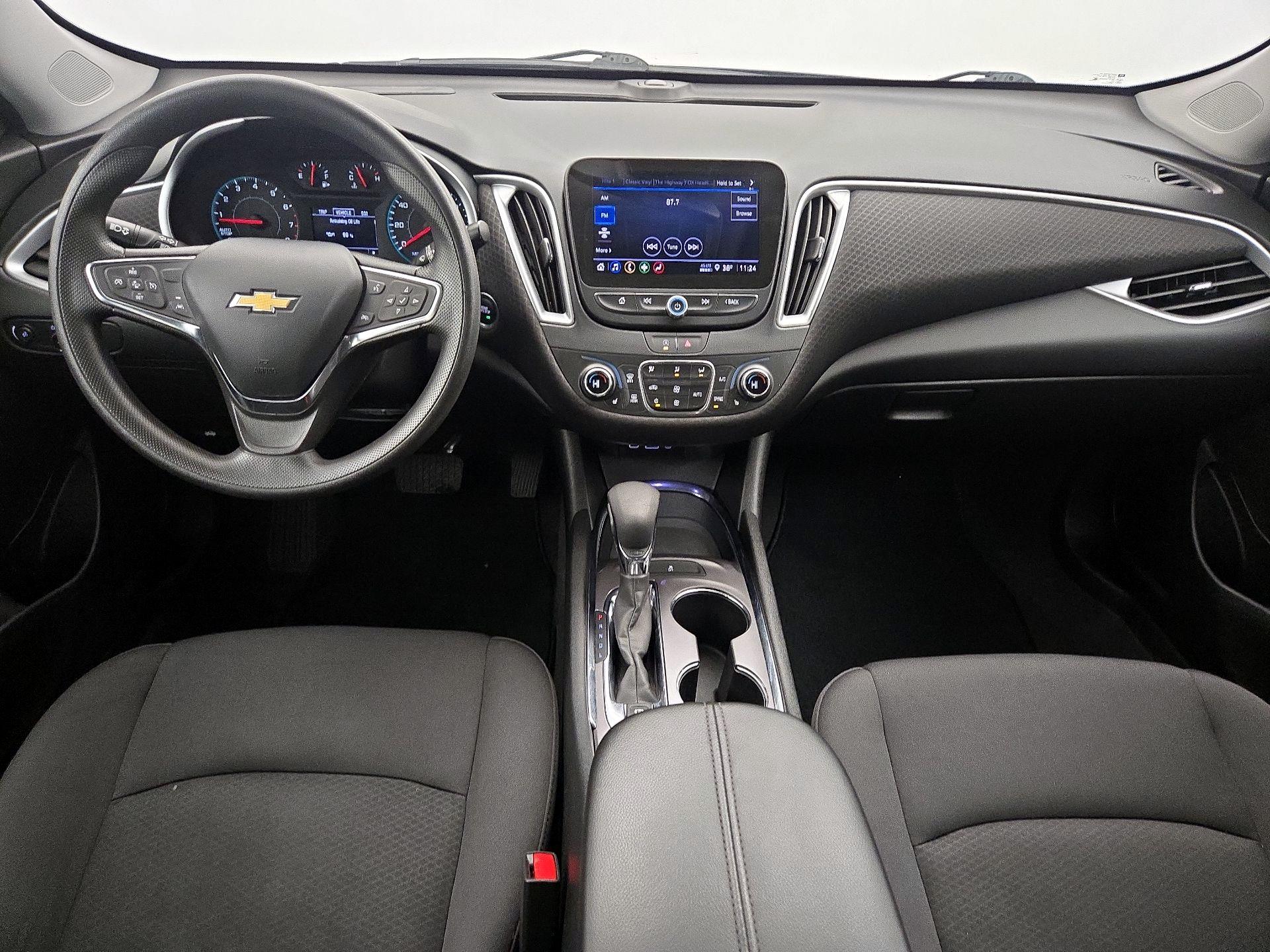 Thumbnail: 2023 Chevrolet Malibu - 9
