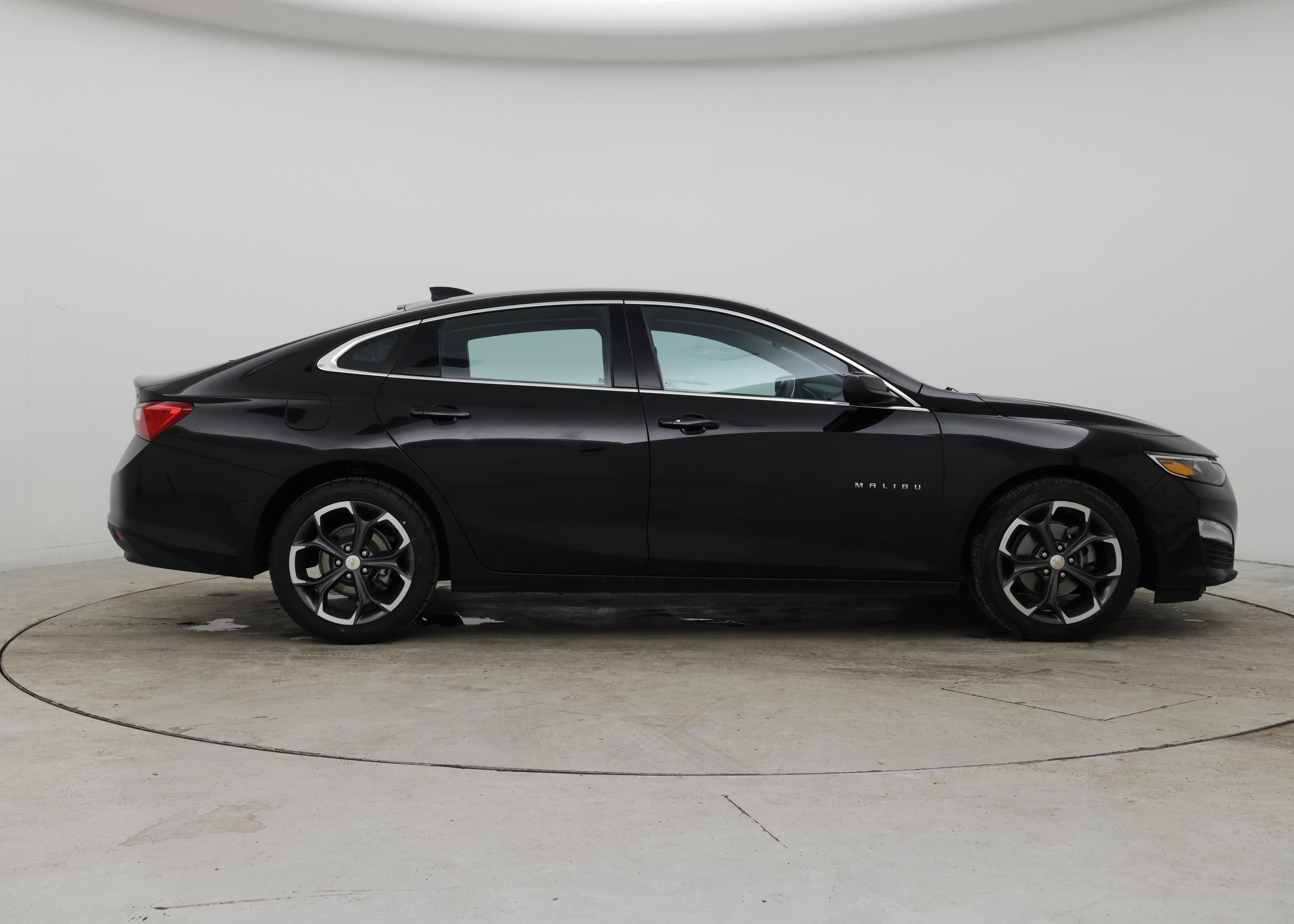 Thumbnail: 2023 Chevrolet Malibu - 7