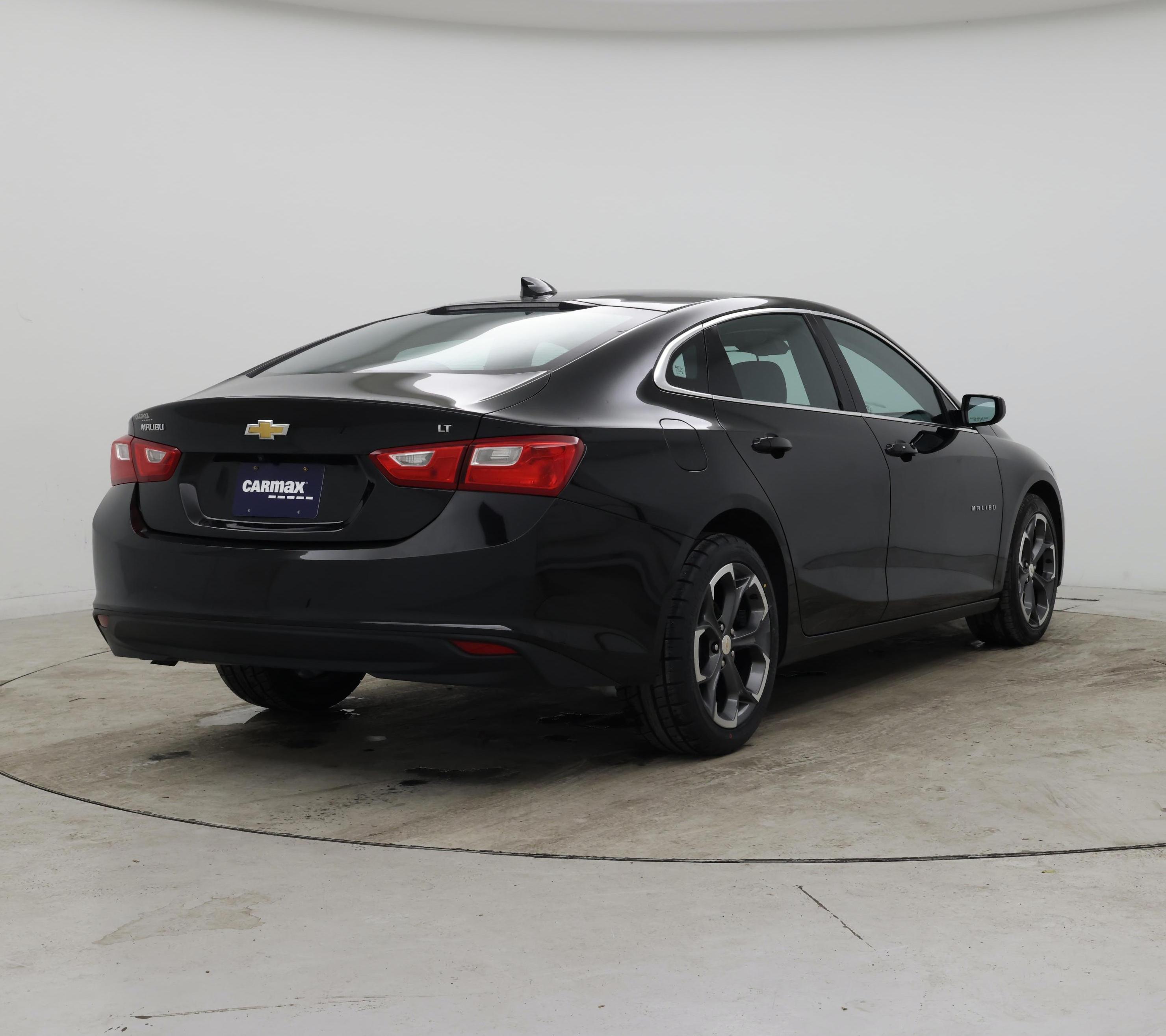 Thumbnail: 2023 Chevrolet Malibu - 8