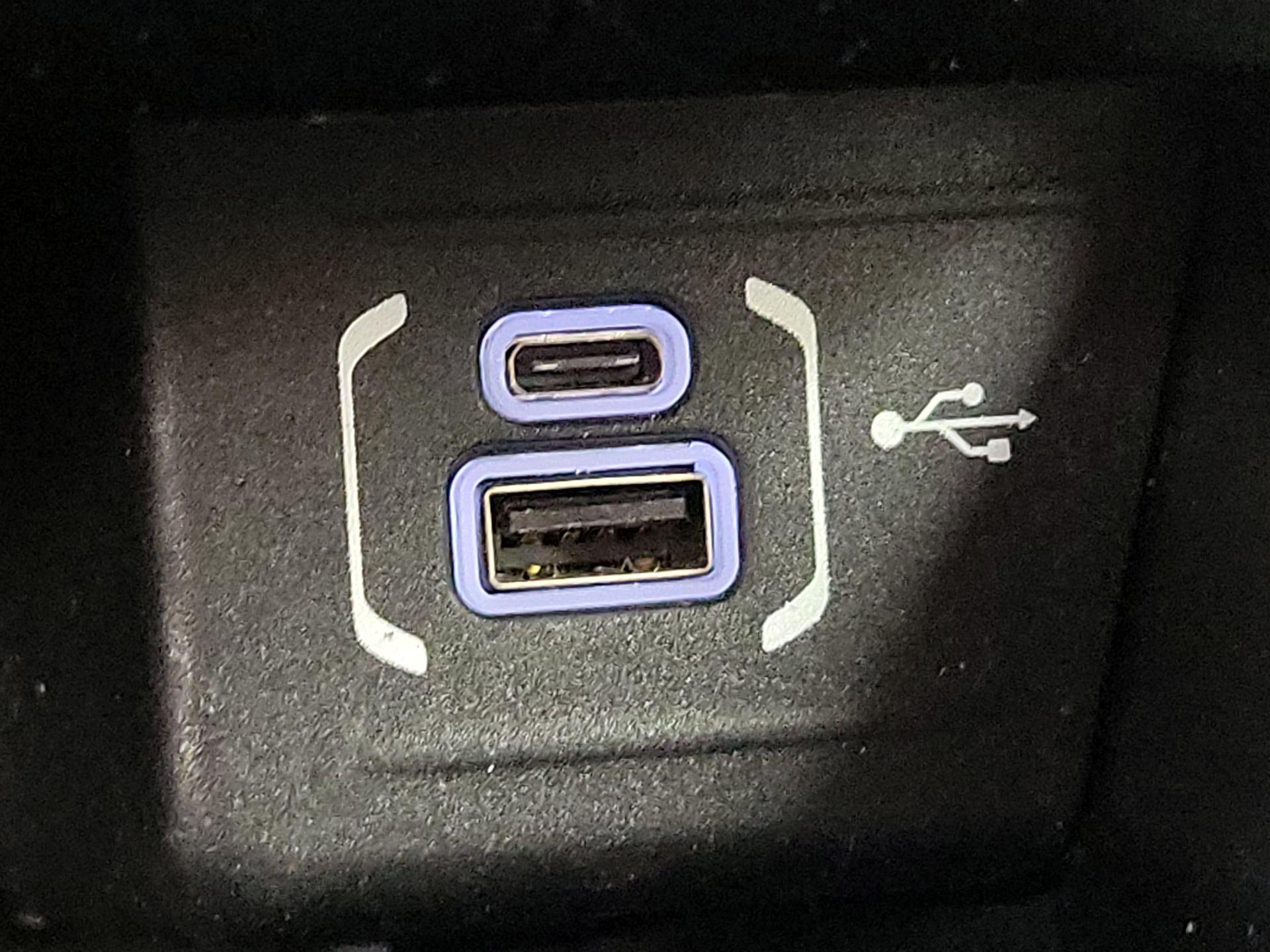 Thumbnail: 2023 Jeep Compass - 18