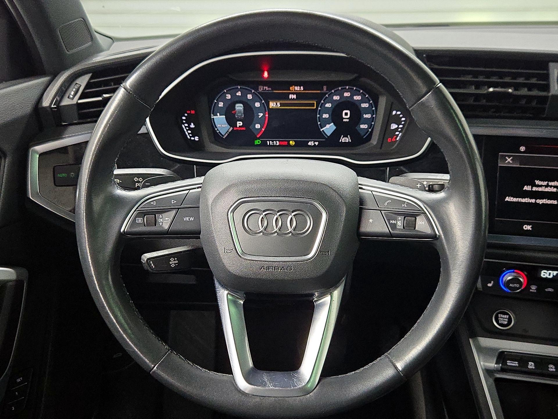 Thumbnail: 2023 Audi Q3 - 10