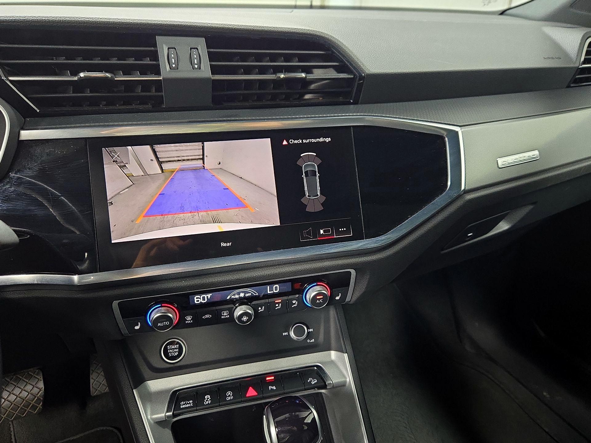 Thumbnail: 2023 Audi Q3 - 16