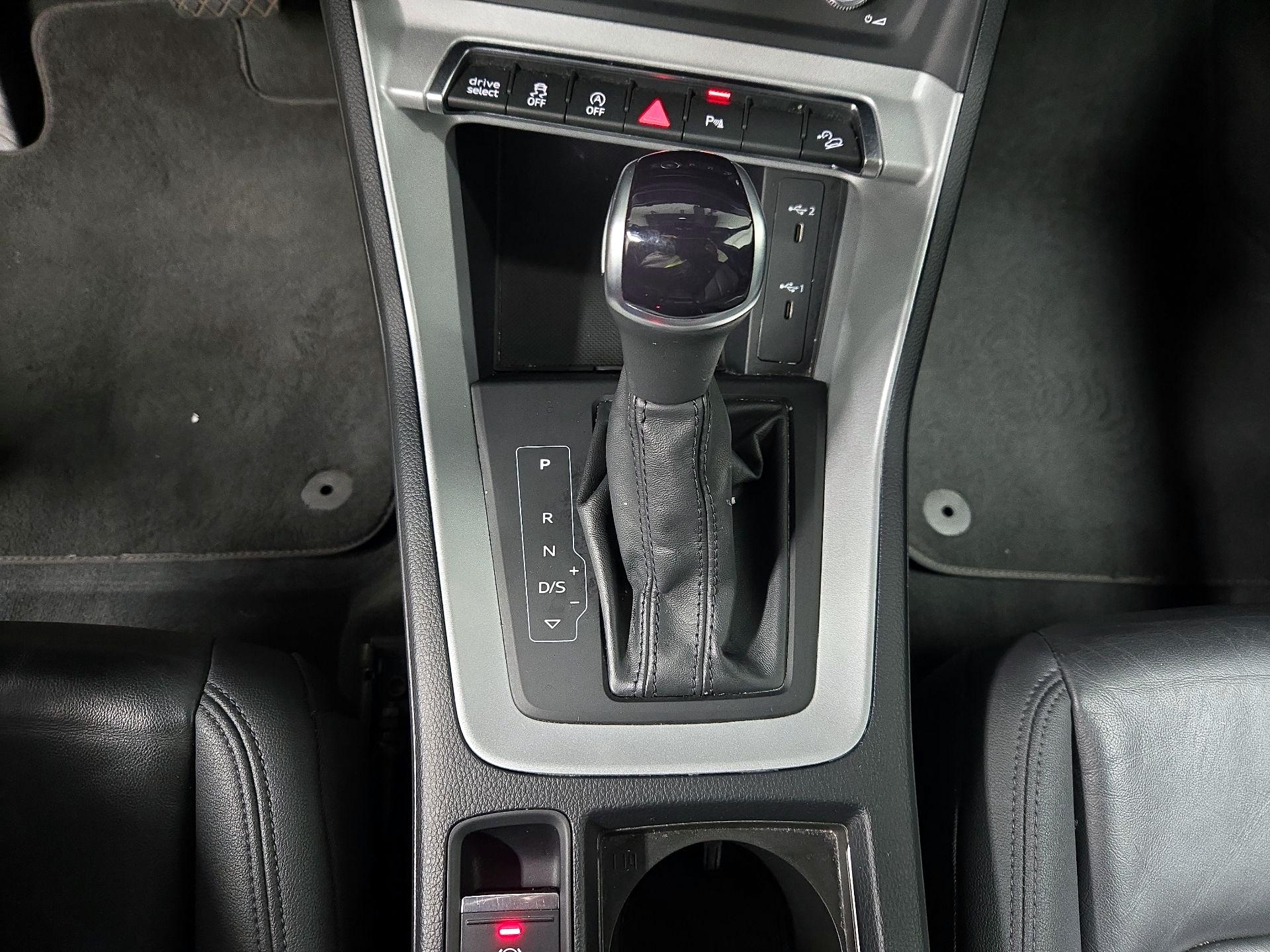 Thumbnail: 2023 Audi Q3 - 17