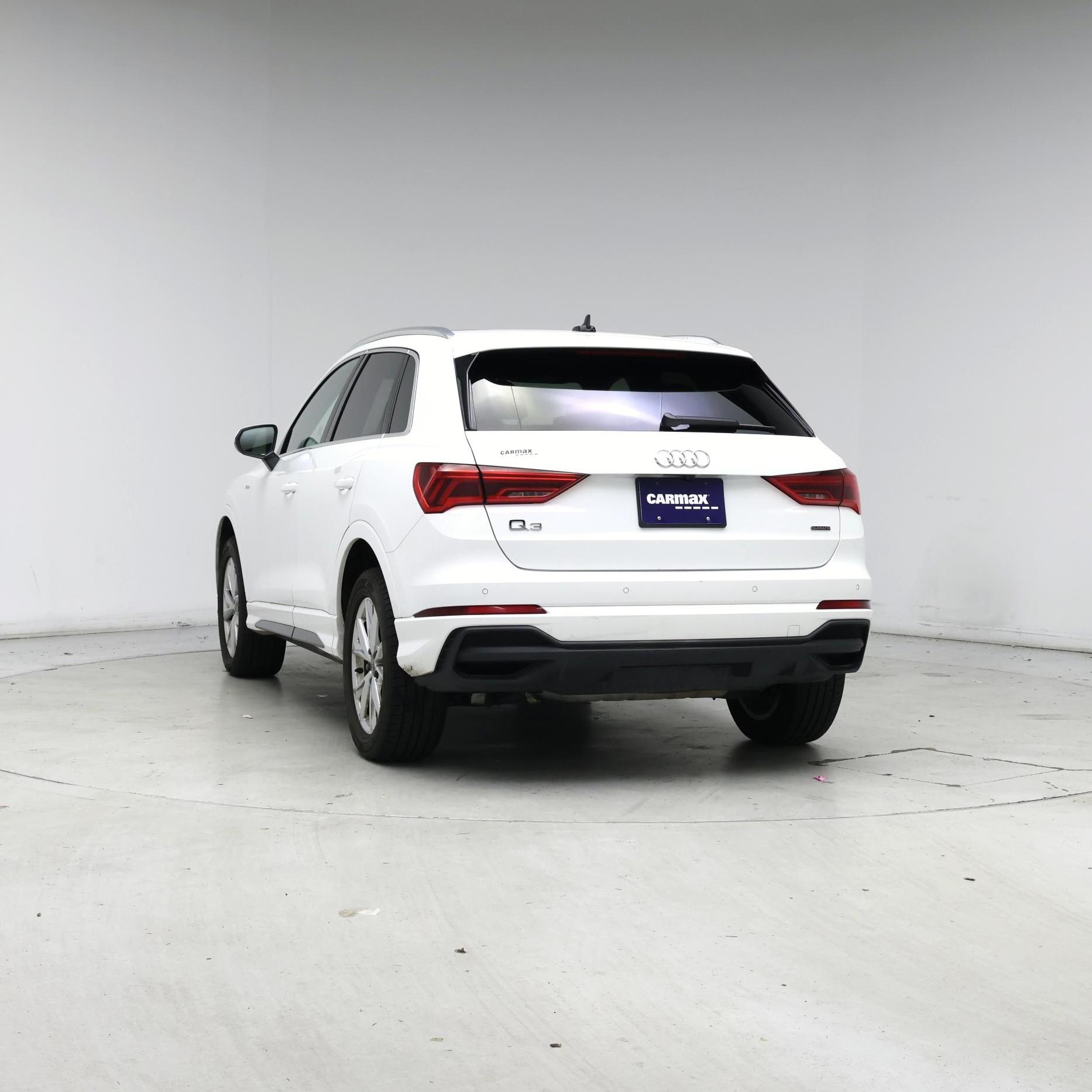 Thumbnail: 2023 Audi Q3 - 6