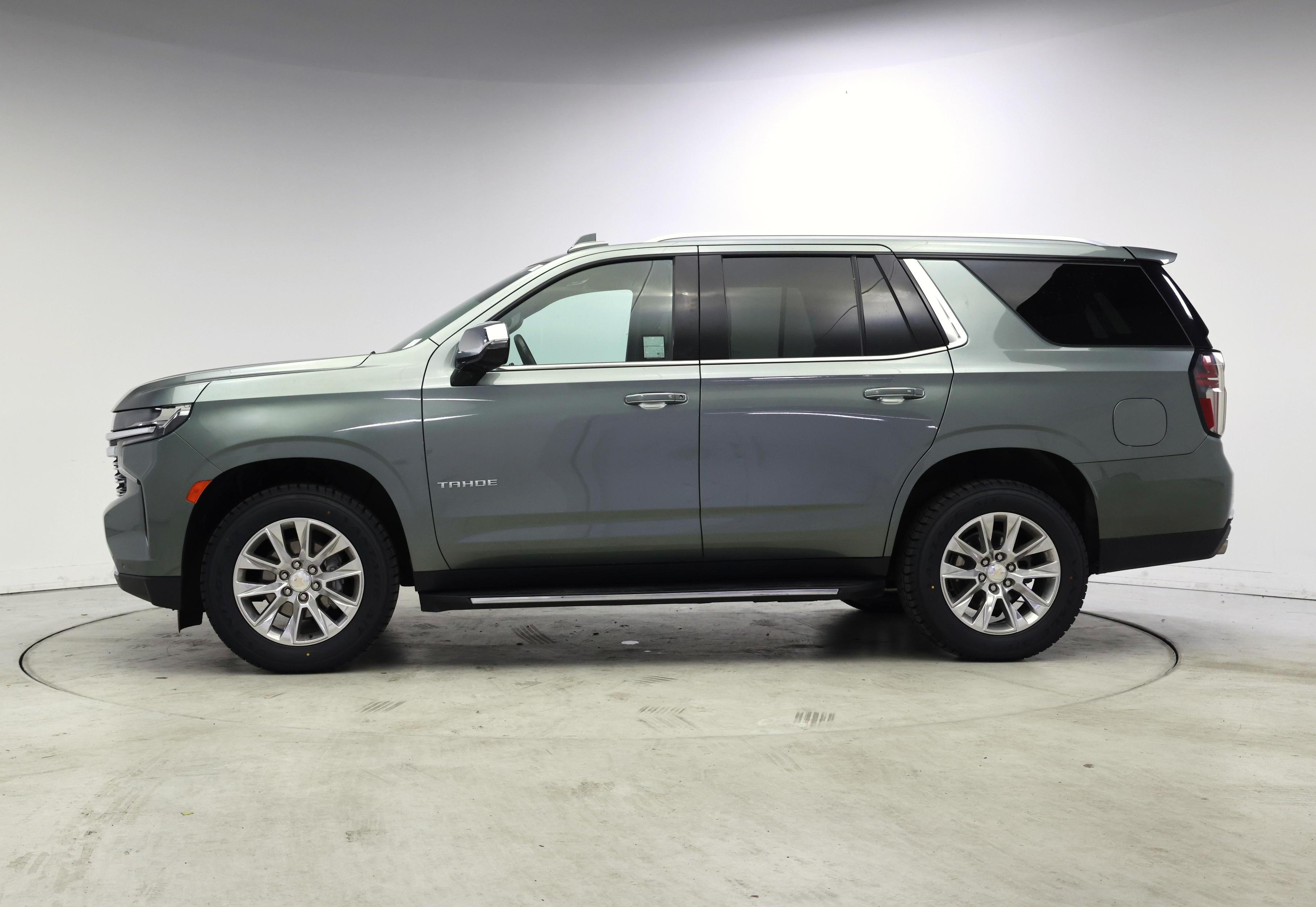 Thumbnail: 2023 Chevrolet Tahoe - 3