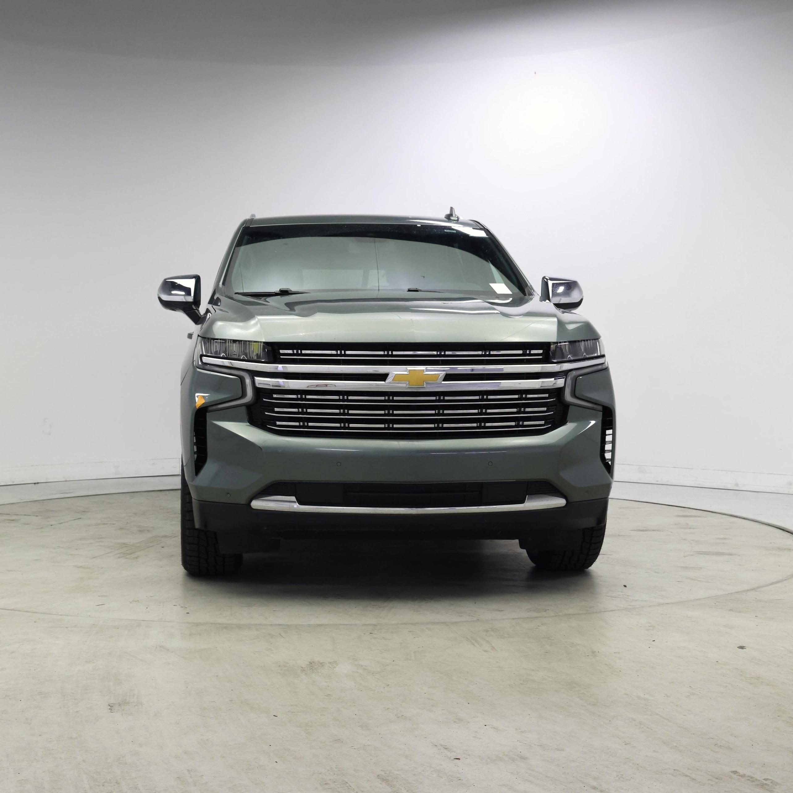 Thumbnail: 2023 Chevrolet Tahoe - 5