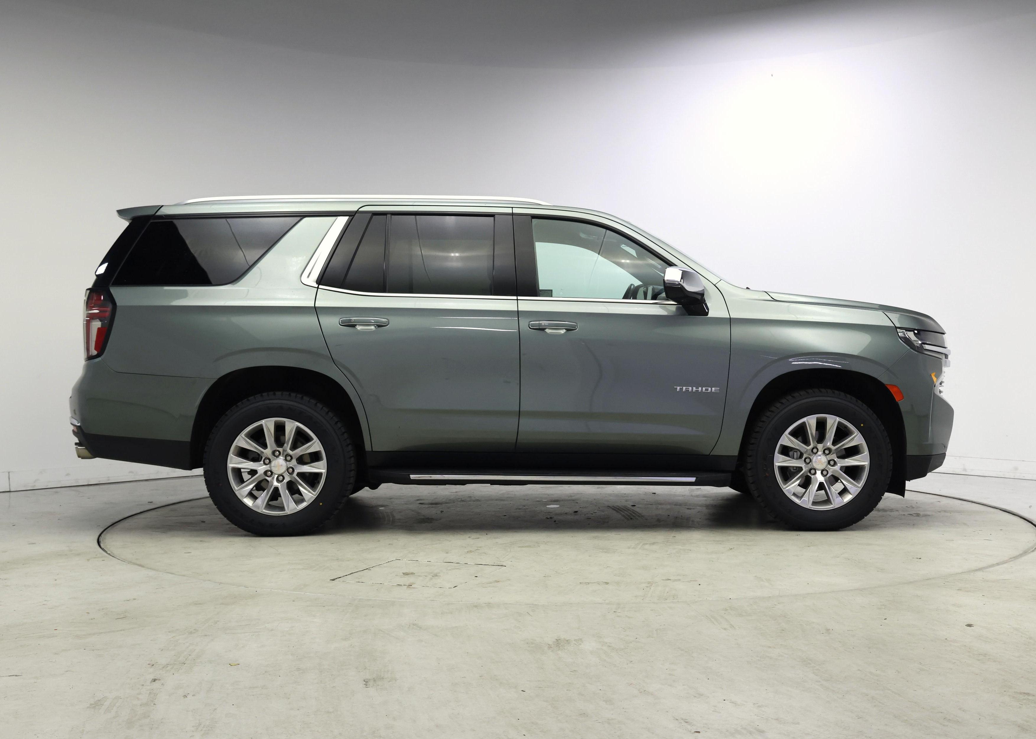 Thumbnail: 2023 Chevrolet Tahoe - 7