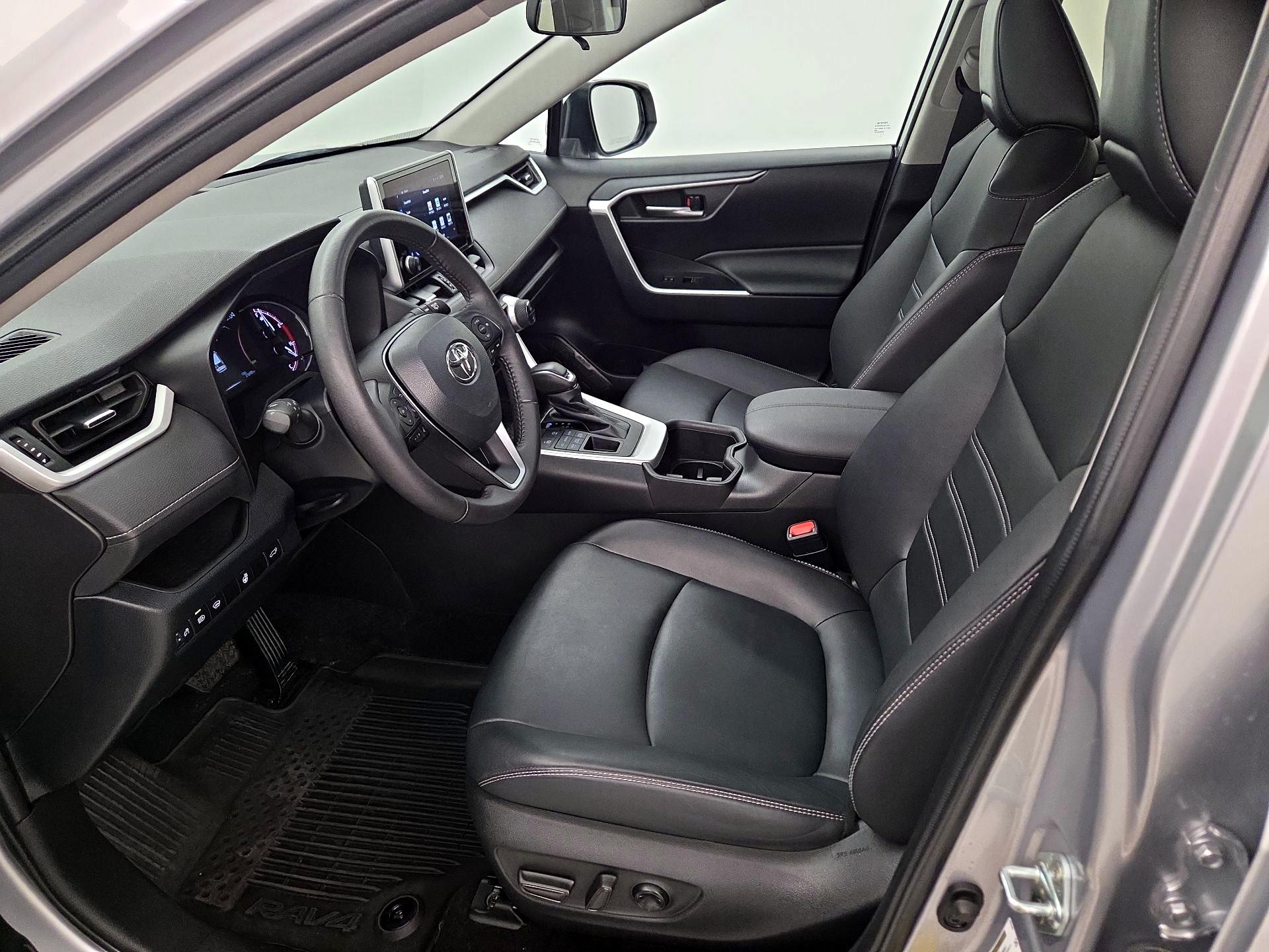 Thumbnail: 2023 Toyota RAV4 - 11